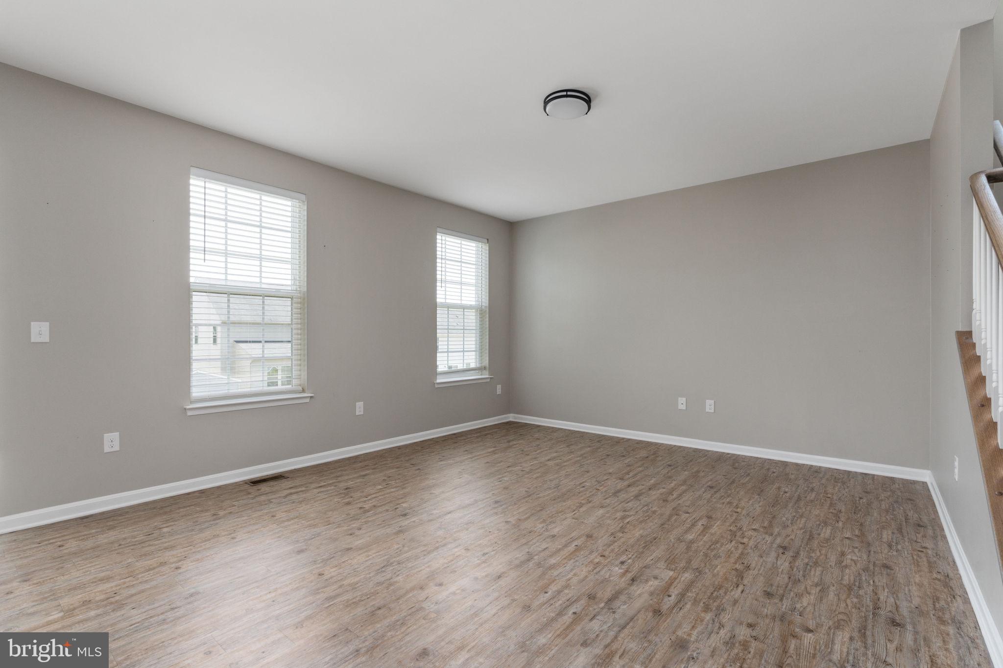 SOUTHGATE - Residential Lease