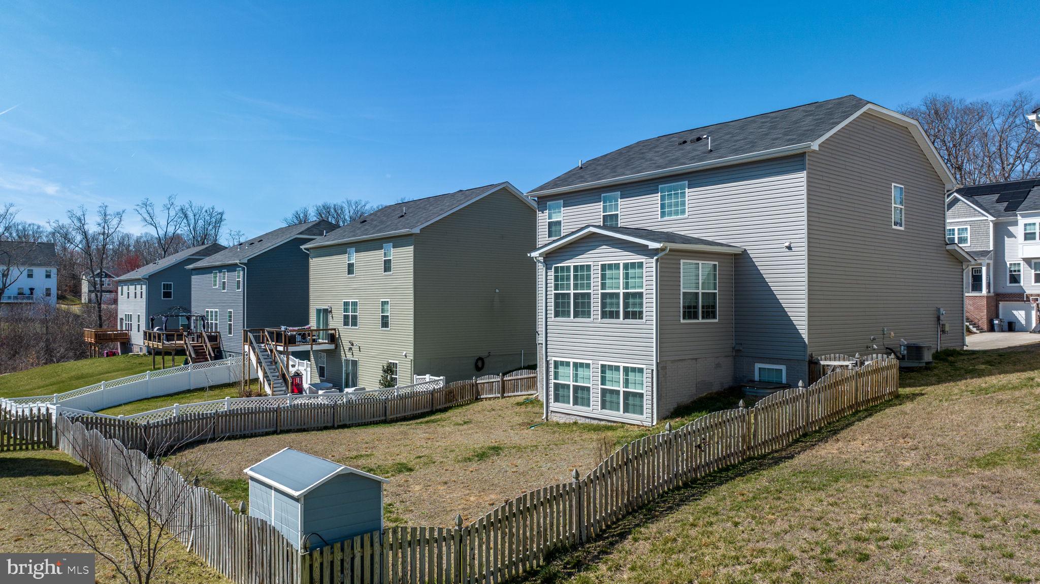 SOUTHGATE - Residential Lease