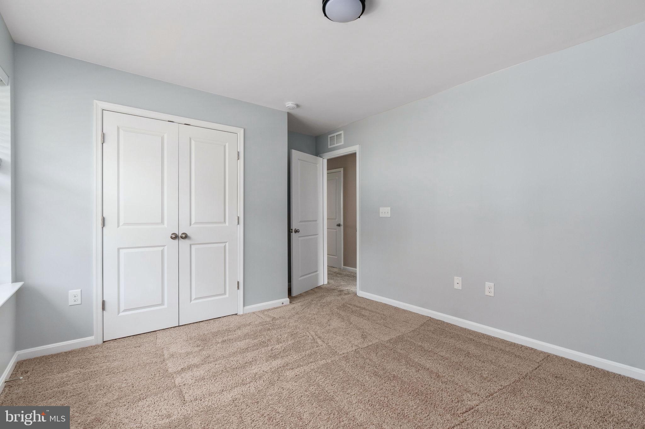 SOUTHGATE - Residential Lease