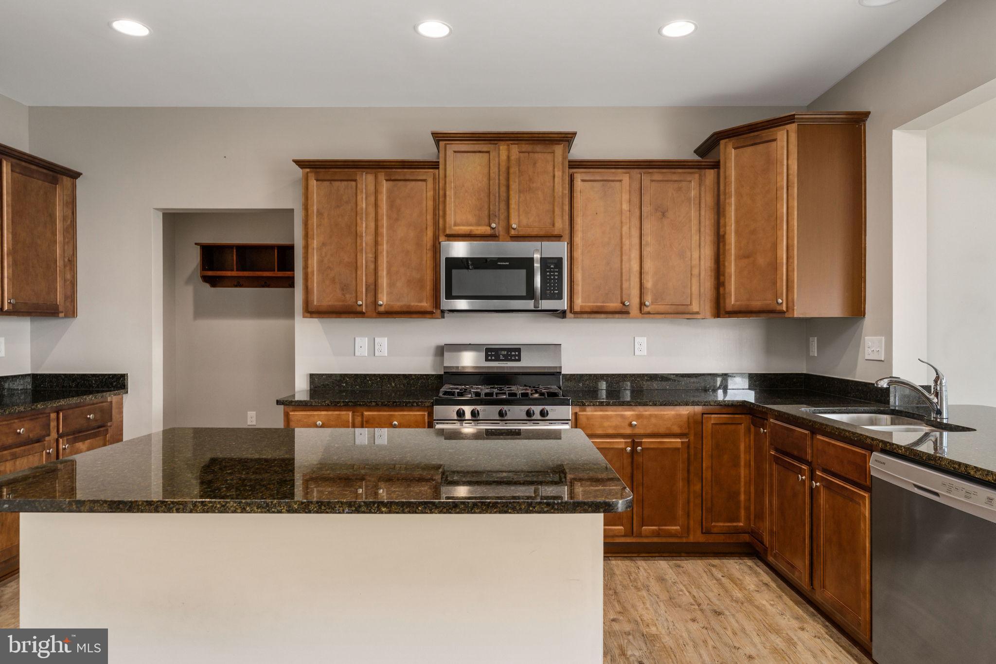 SOUTHGATE - Residential Lease