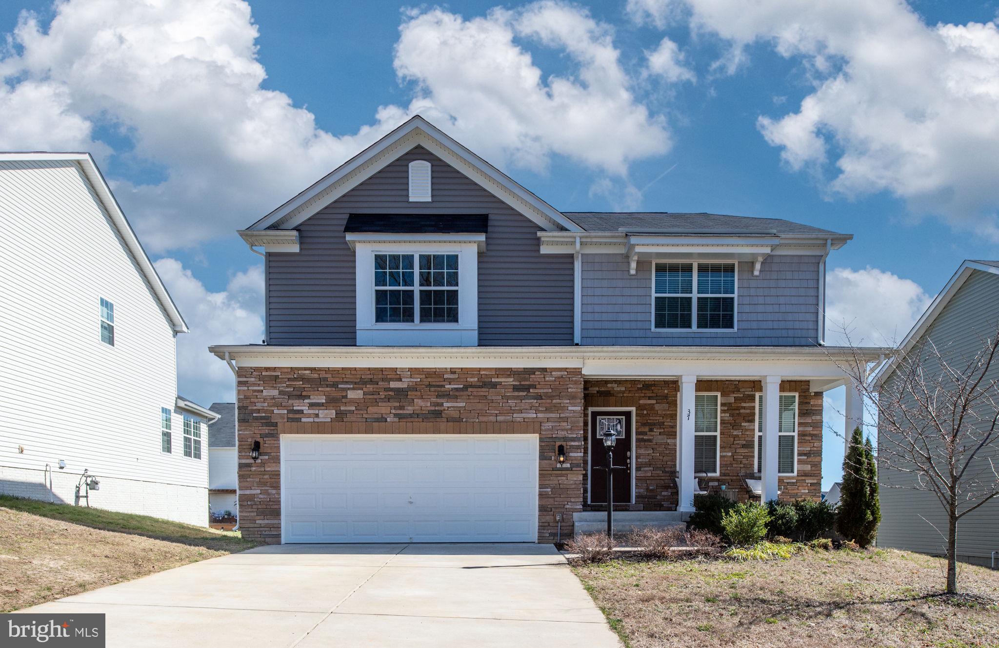 SOUTHGATE - Residential Lease