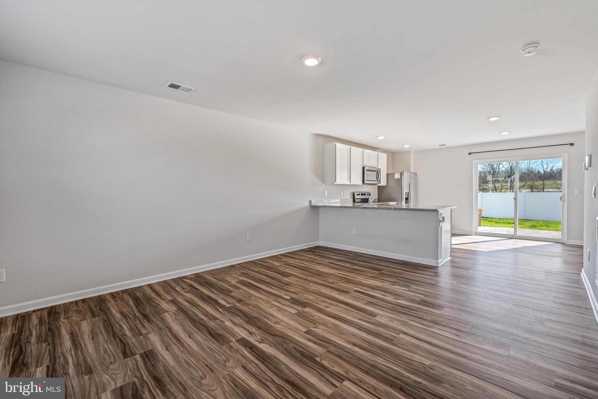 MAGNOLIA SPRINGS - Residential