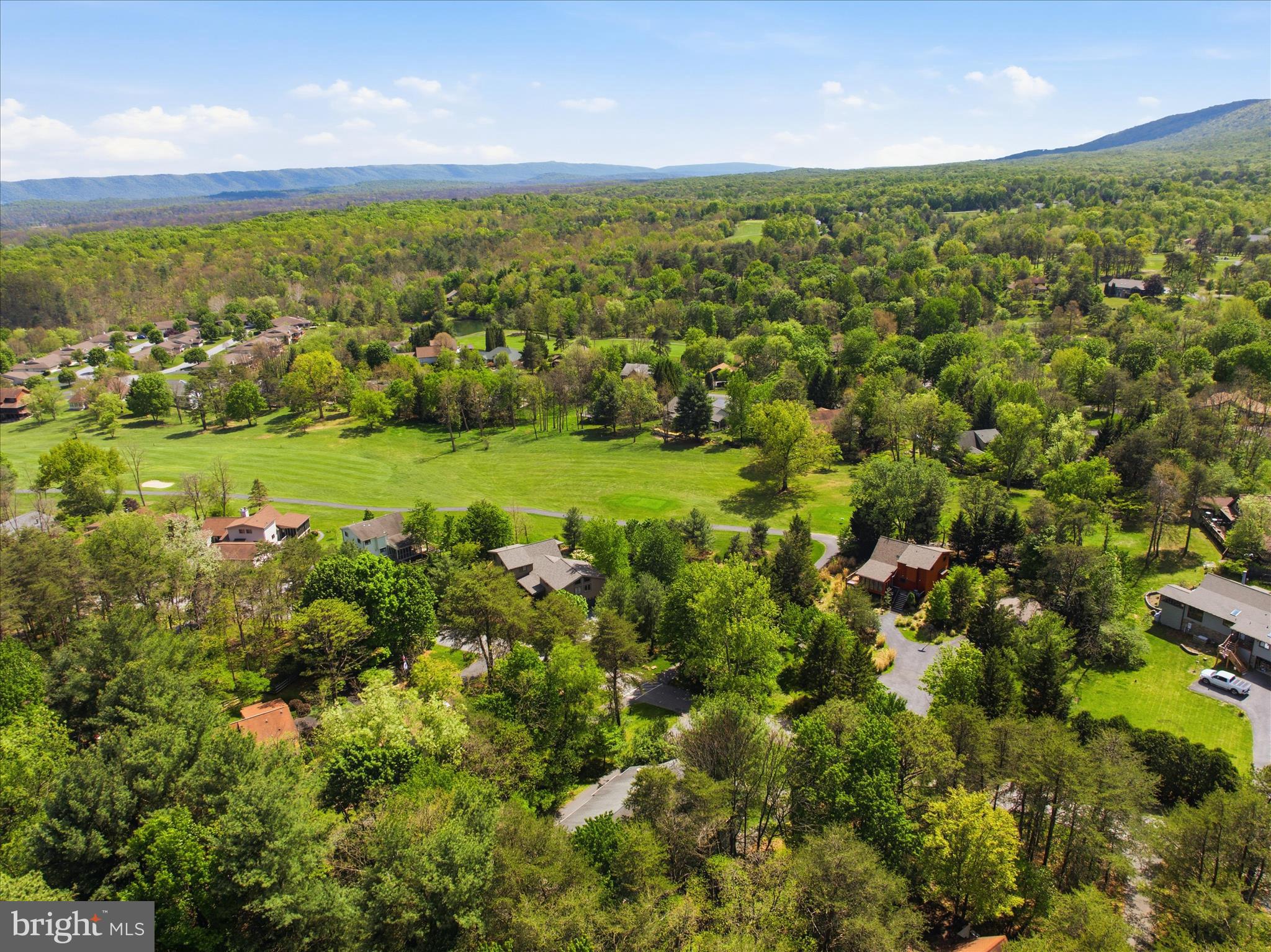 THE WOODS RESORT - Residential