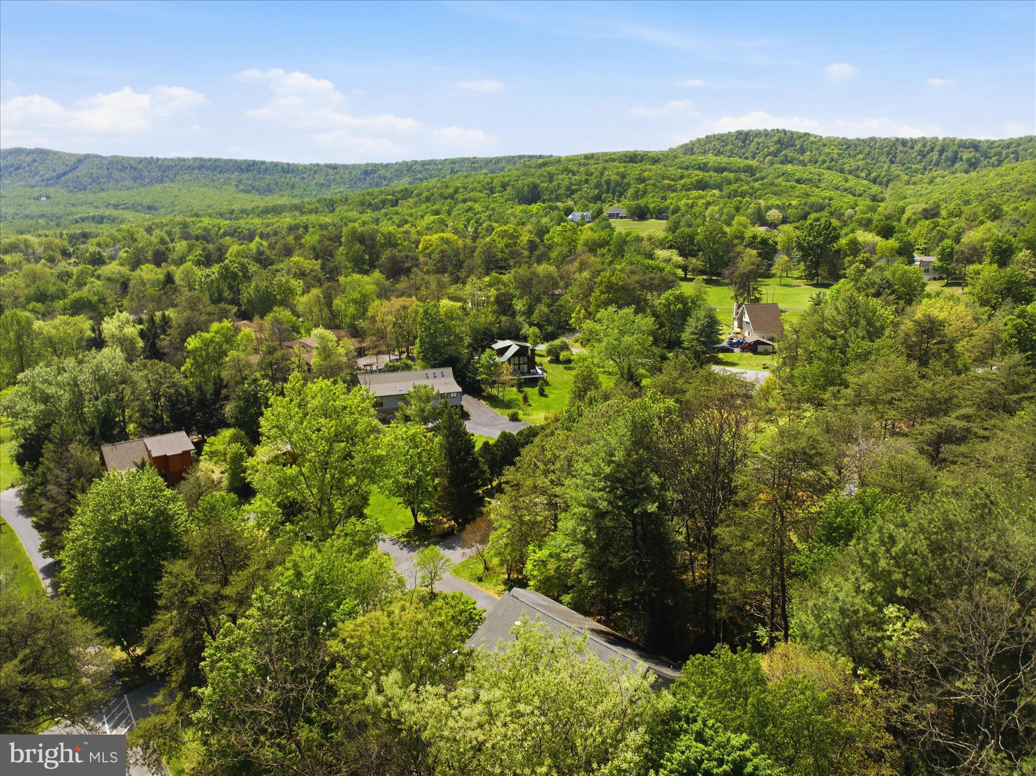 THE WOODS RESORT - Residential