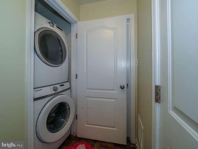 TANYARD SPRINGS - Residential