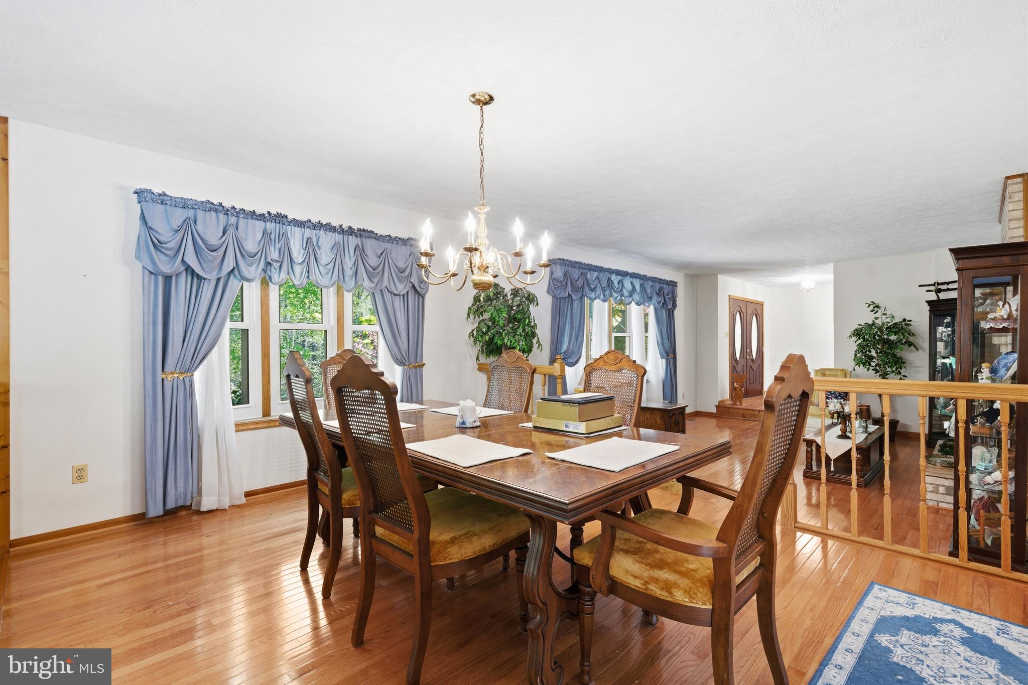 CAMELOT - Residential