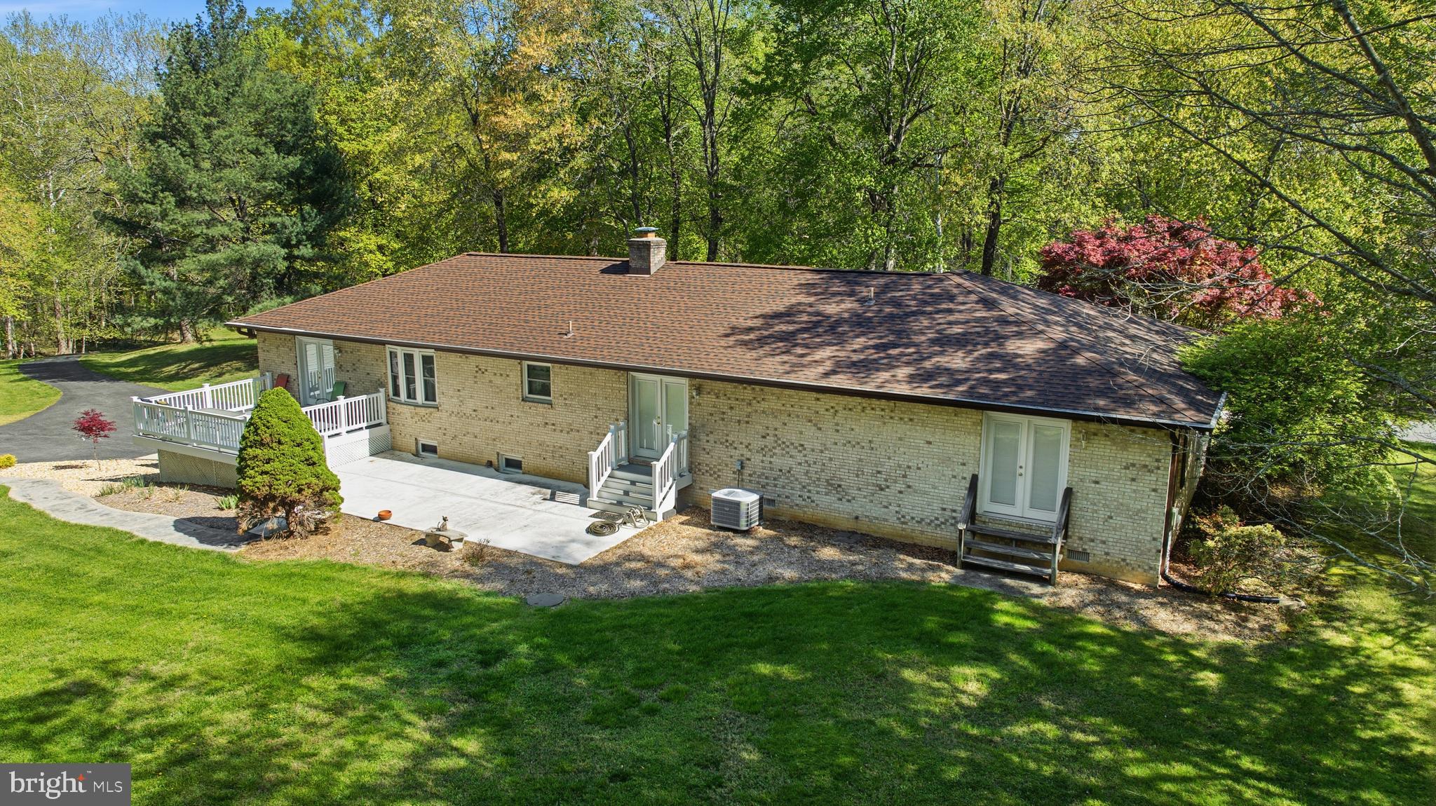 CAMELOT - Residential