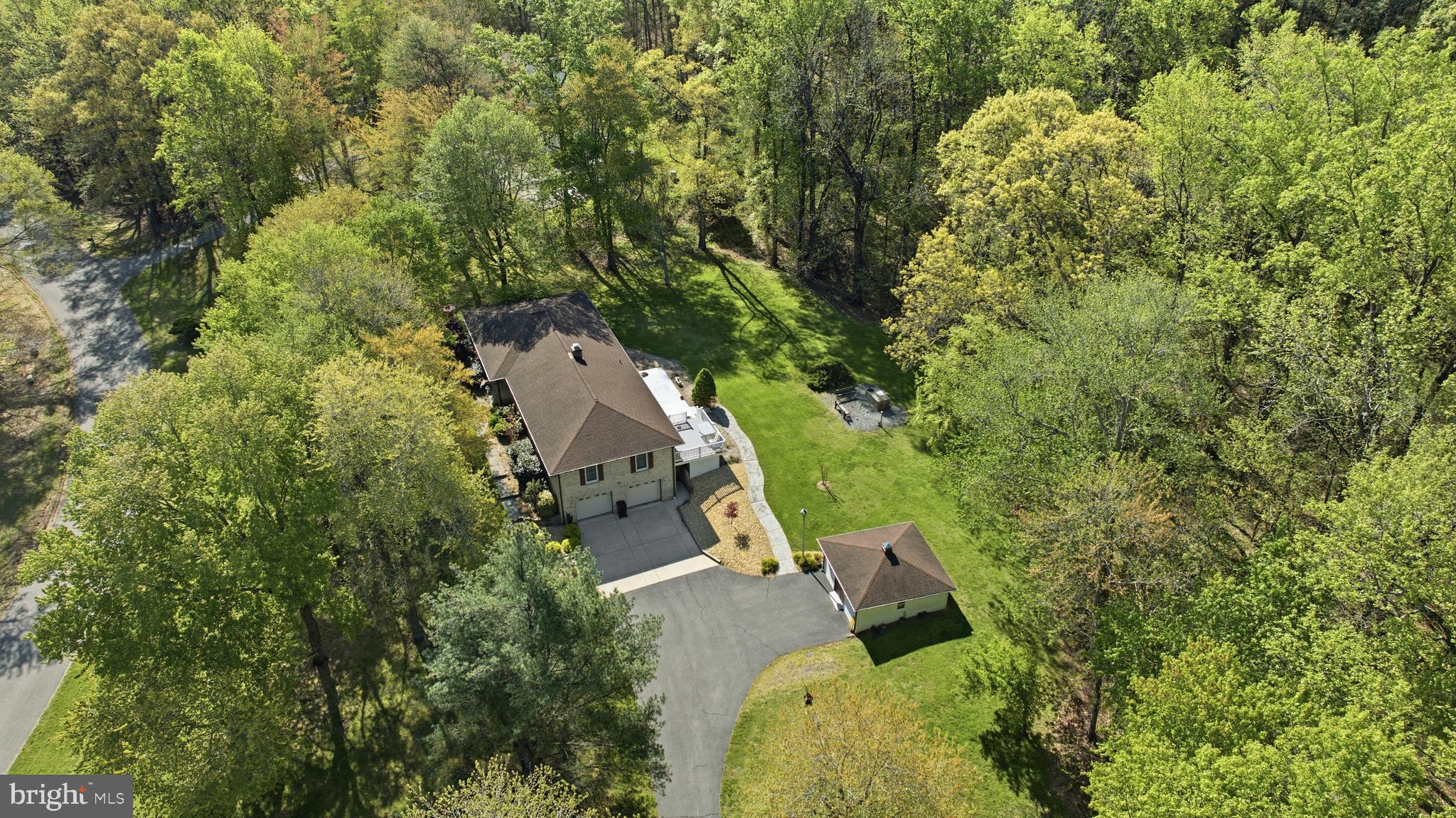 CAMELOT - Residential