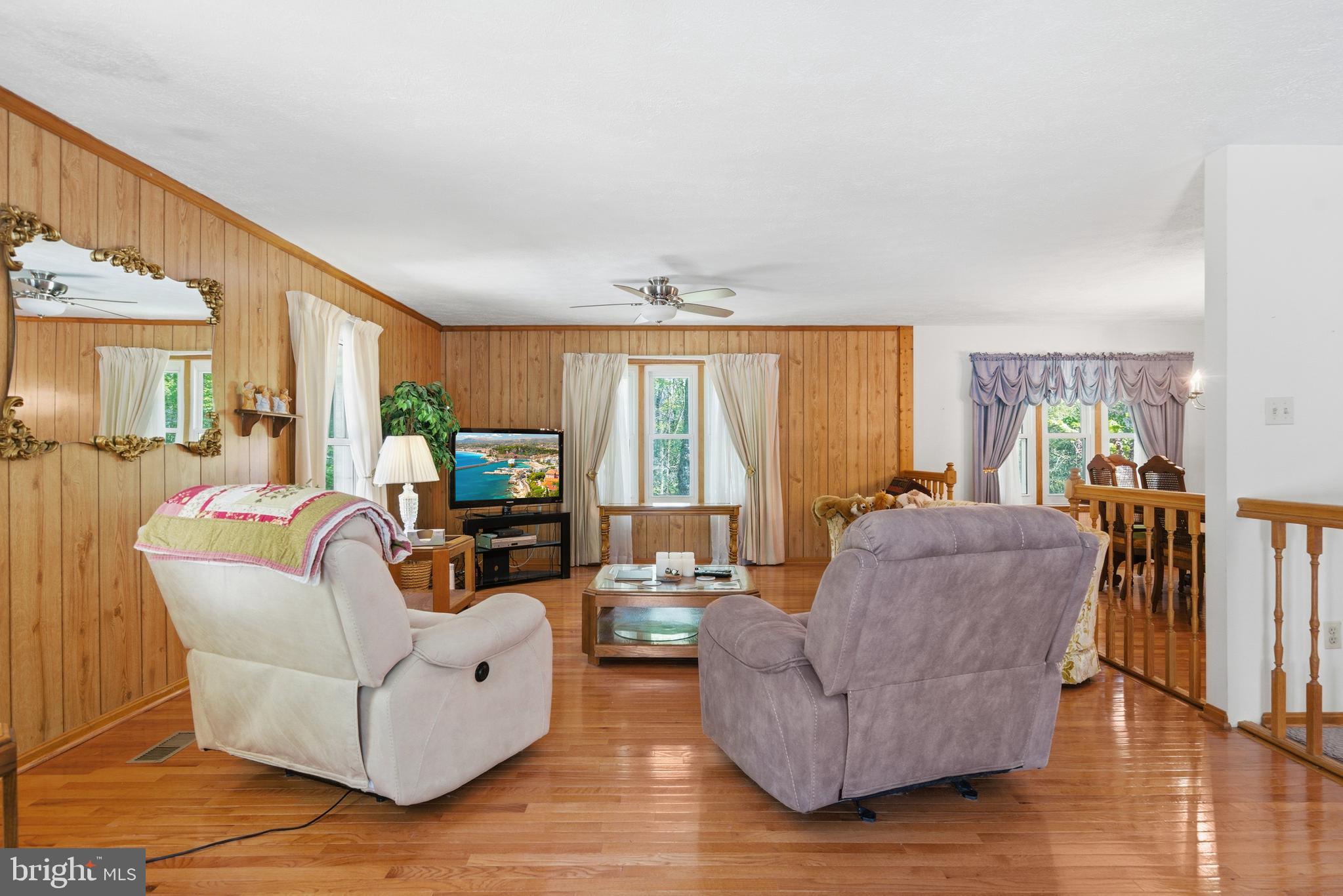 CAMELOT - Residential