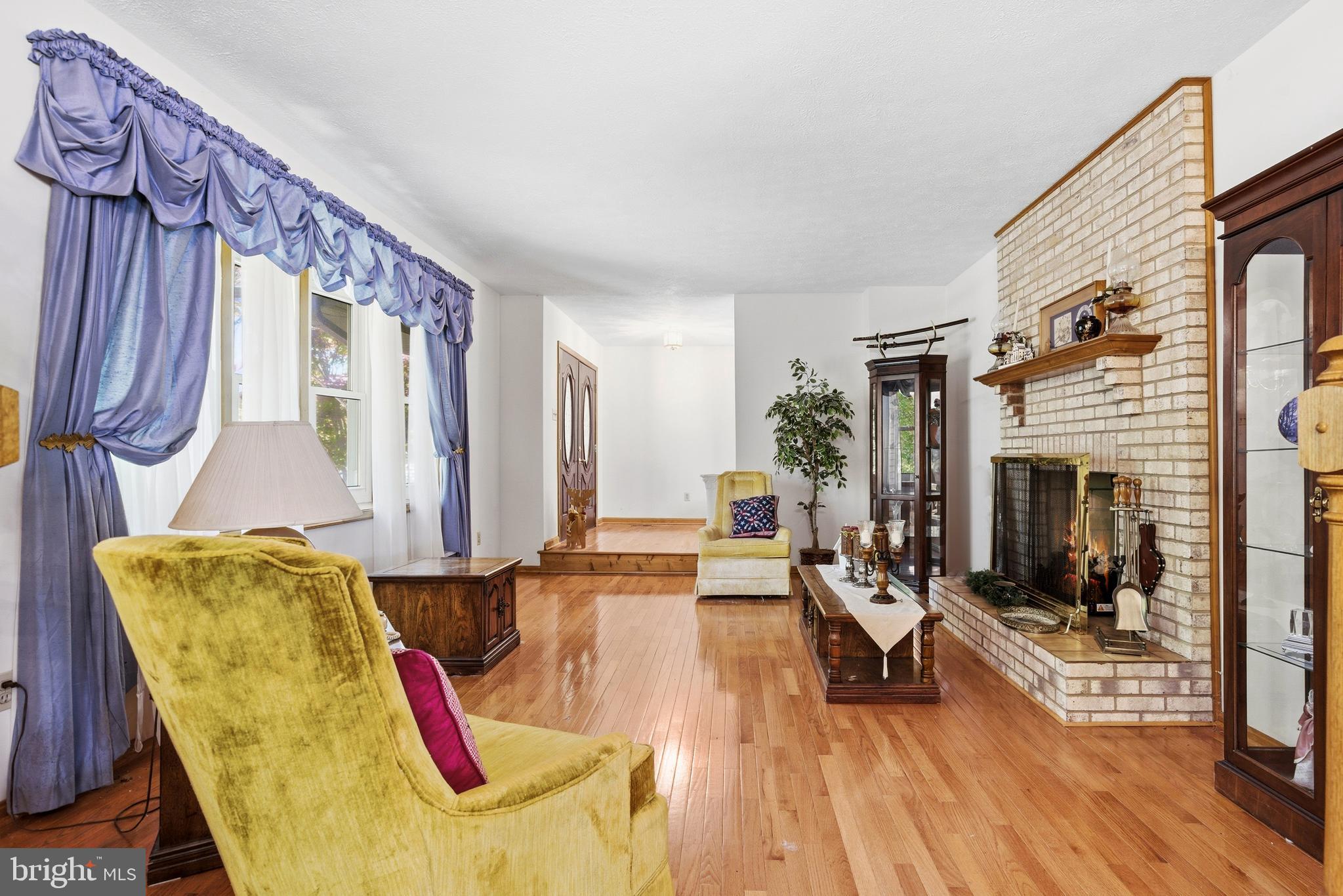 CAMELOT - Residential