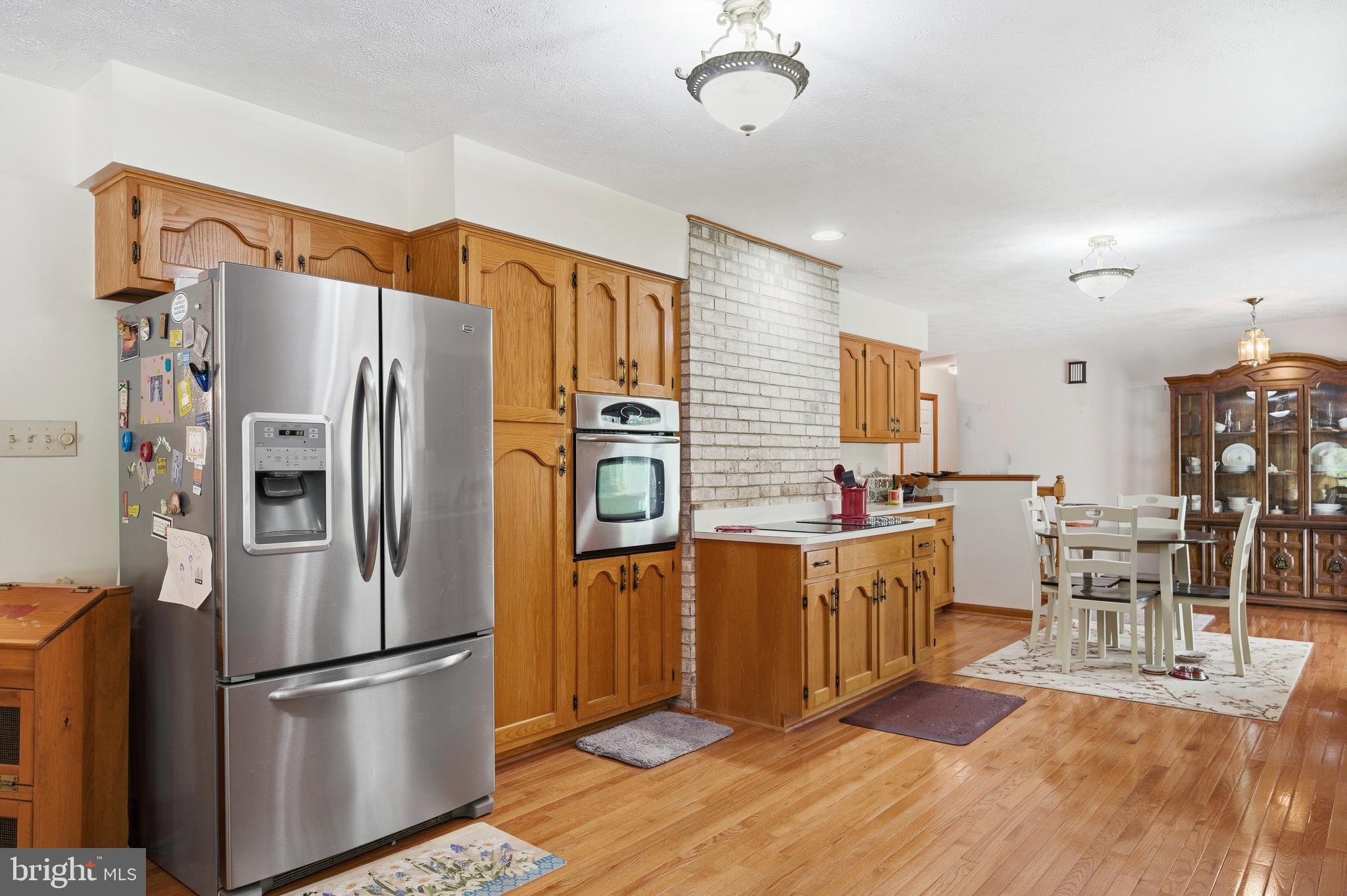 CAMELOT - Residential