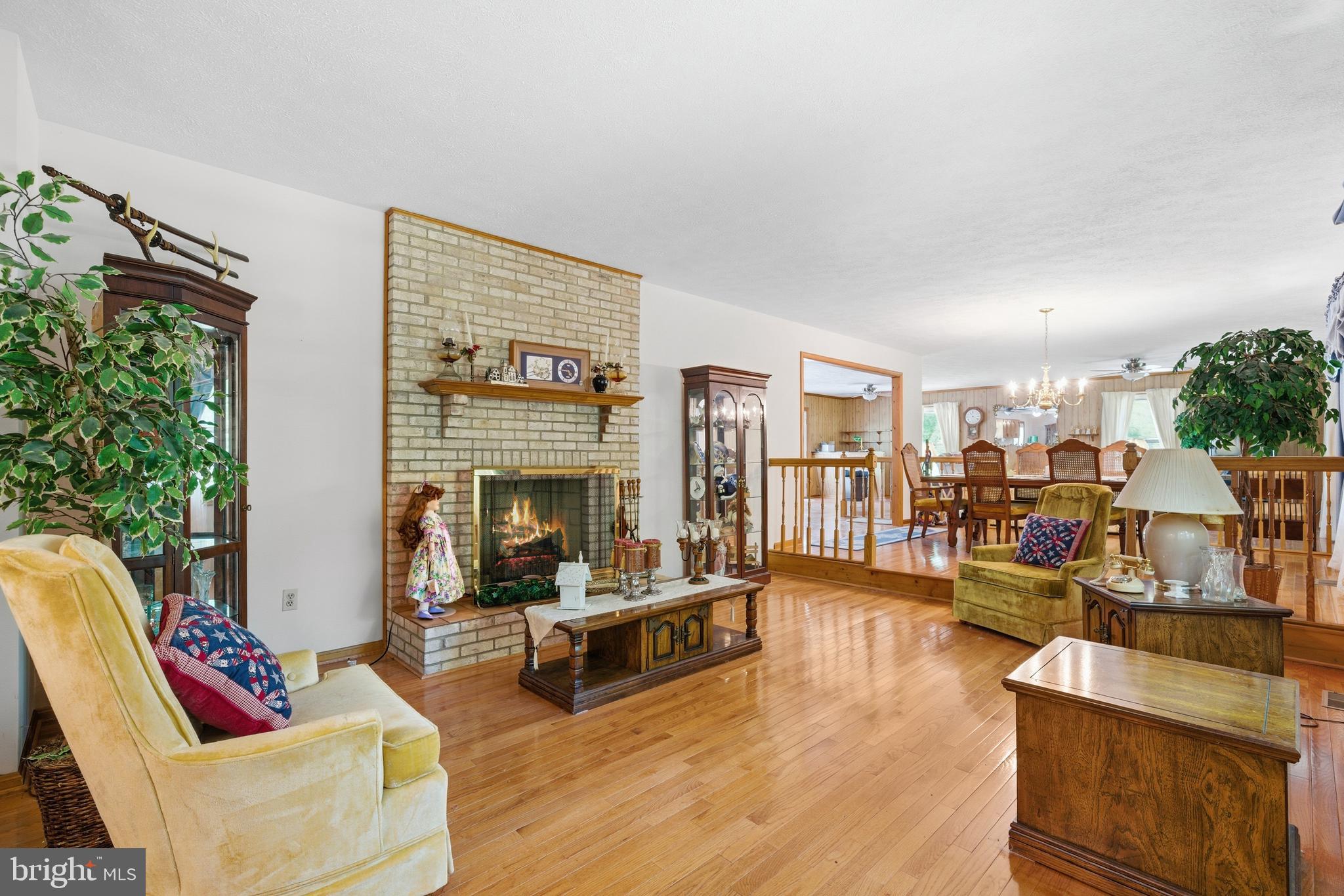 CAMELOT - Residential