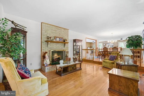MLS: MDCH2053328