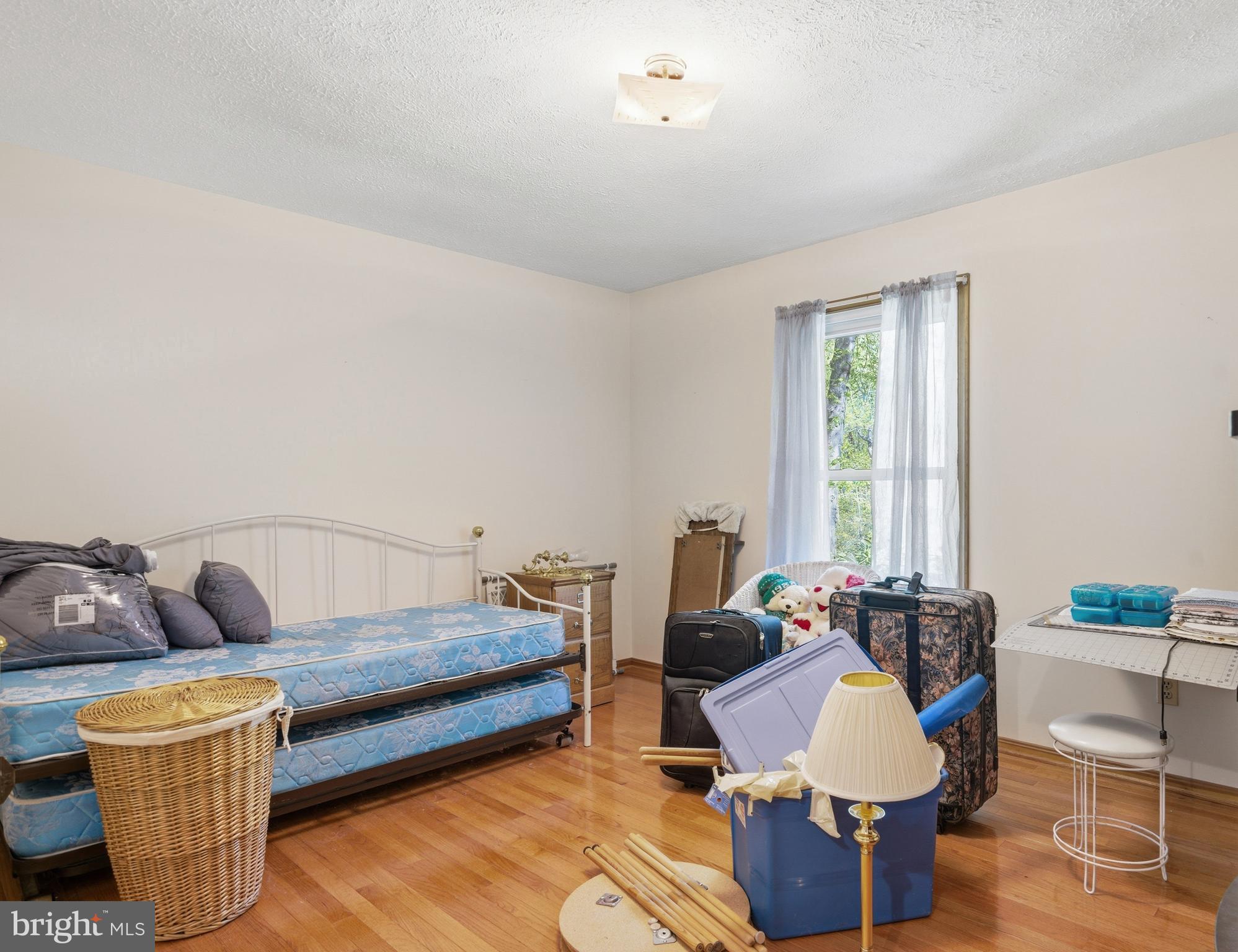 CAMELOT - Residential