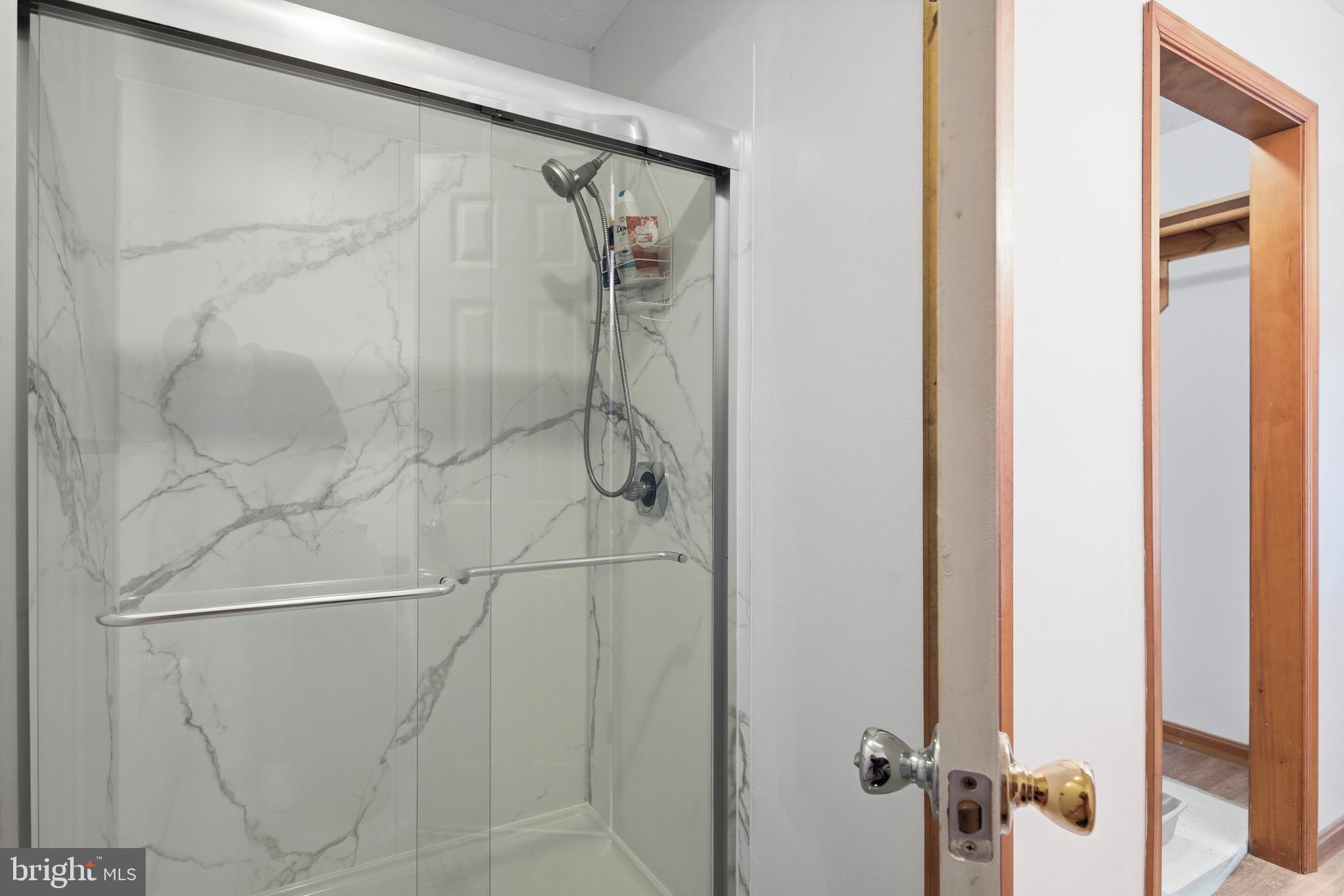 CAMELOT - Residential