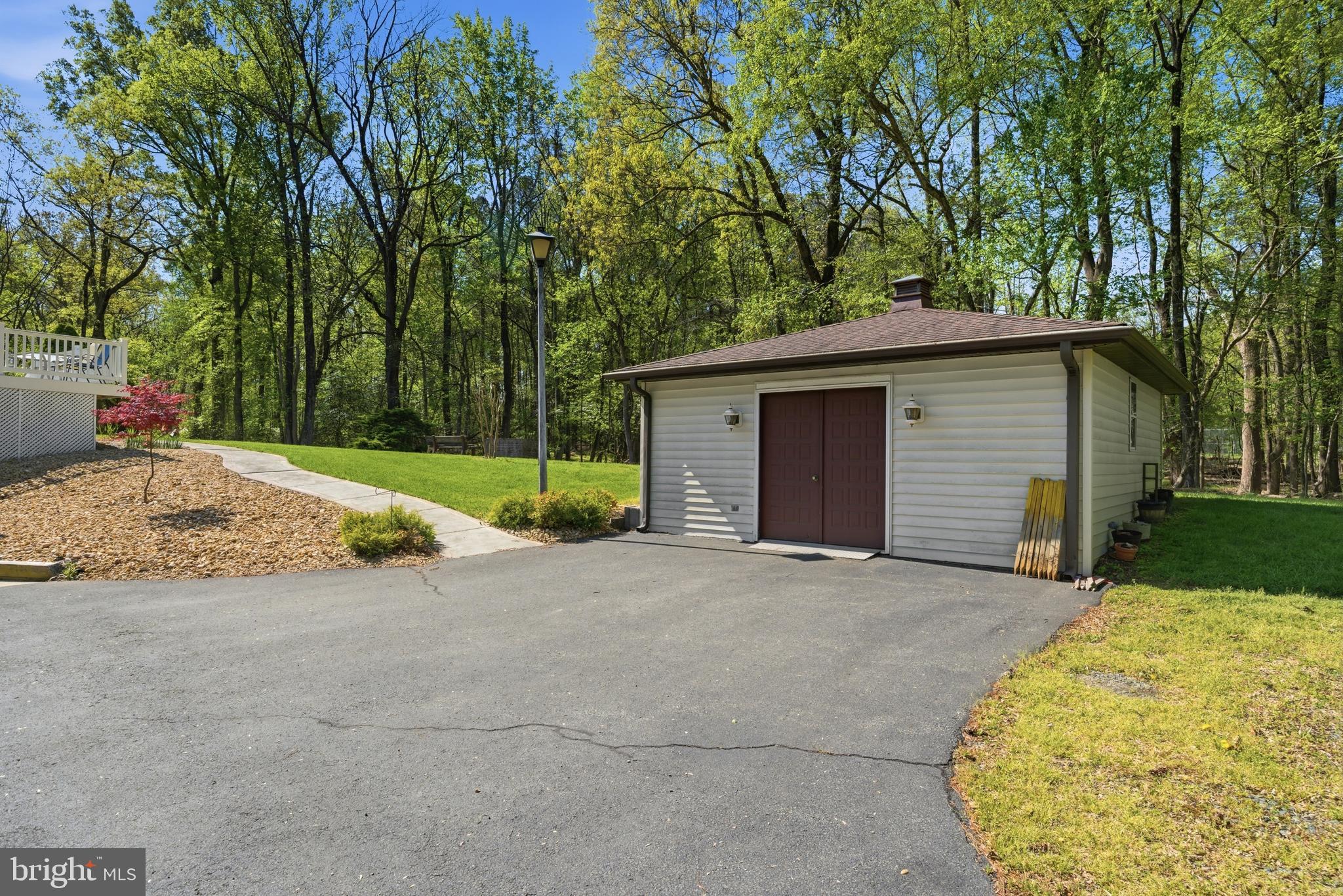 CAMELOT - Residential