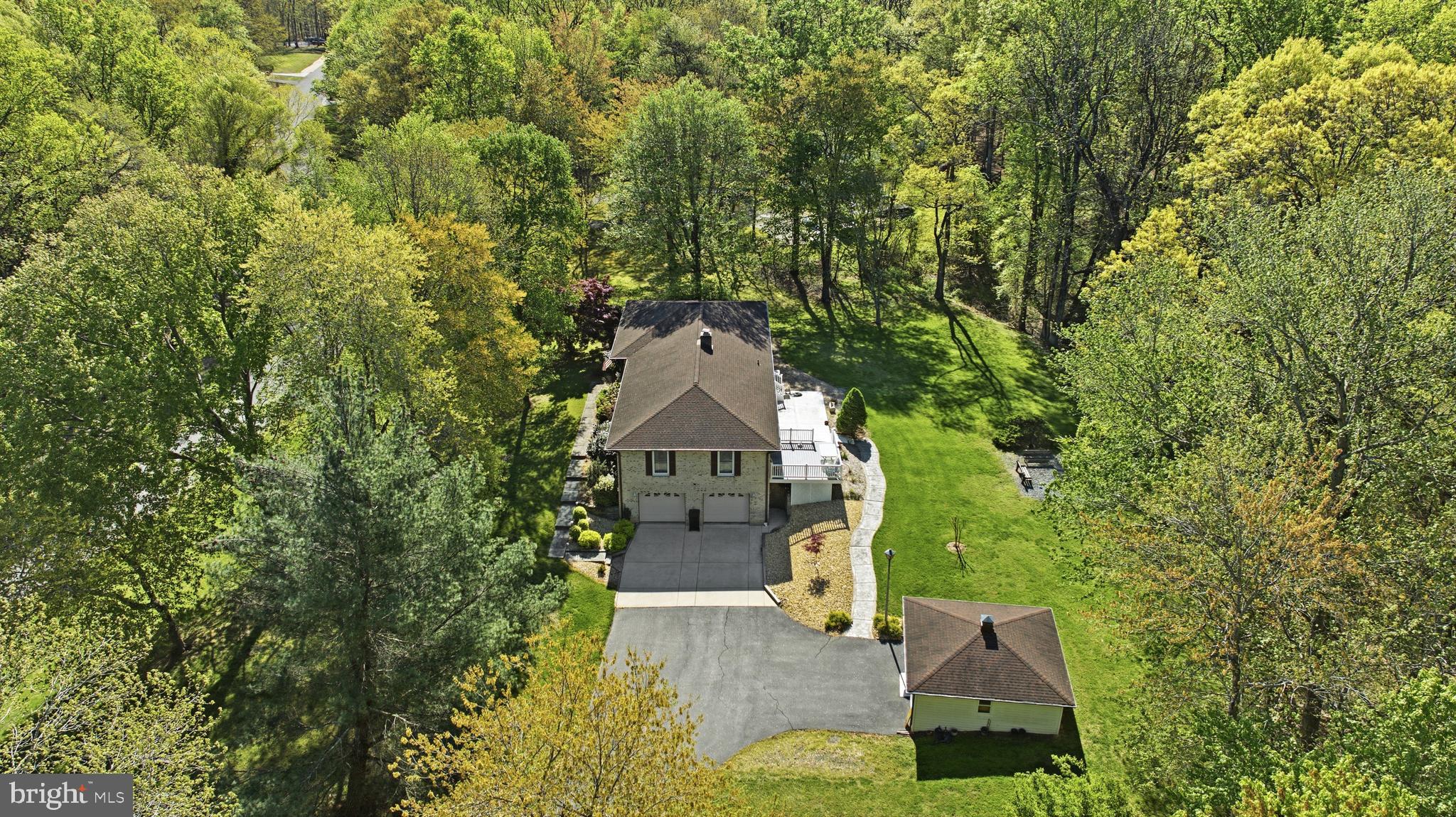 CAMELOT - Residential