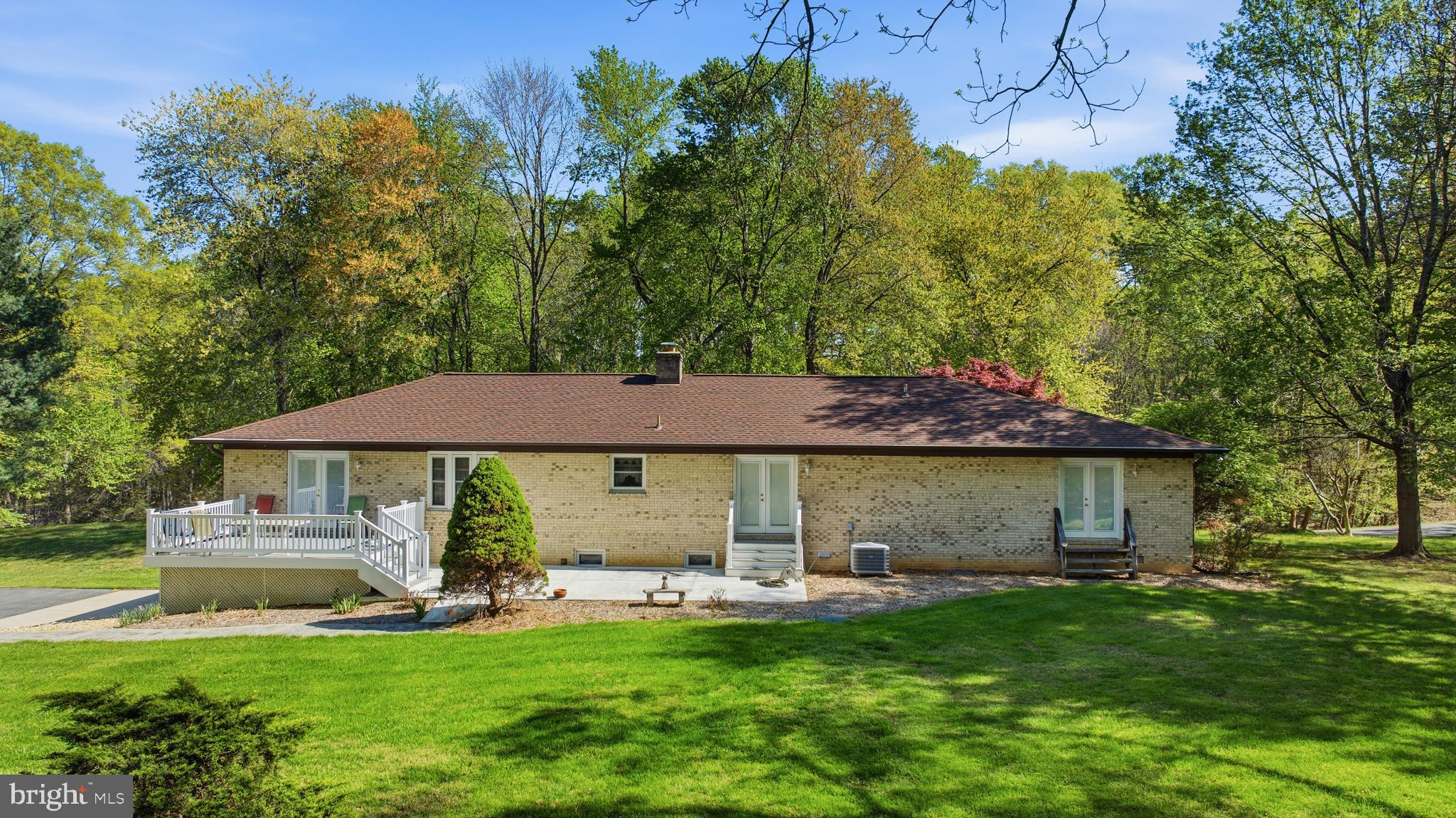 CAMELOT - Residential