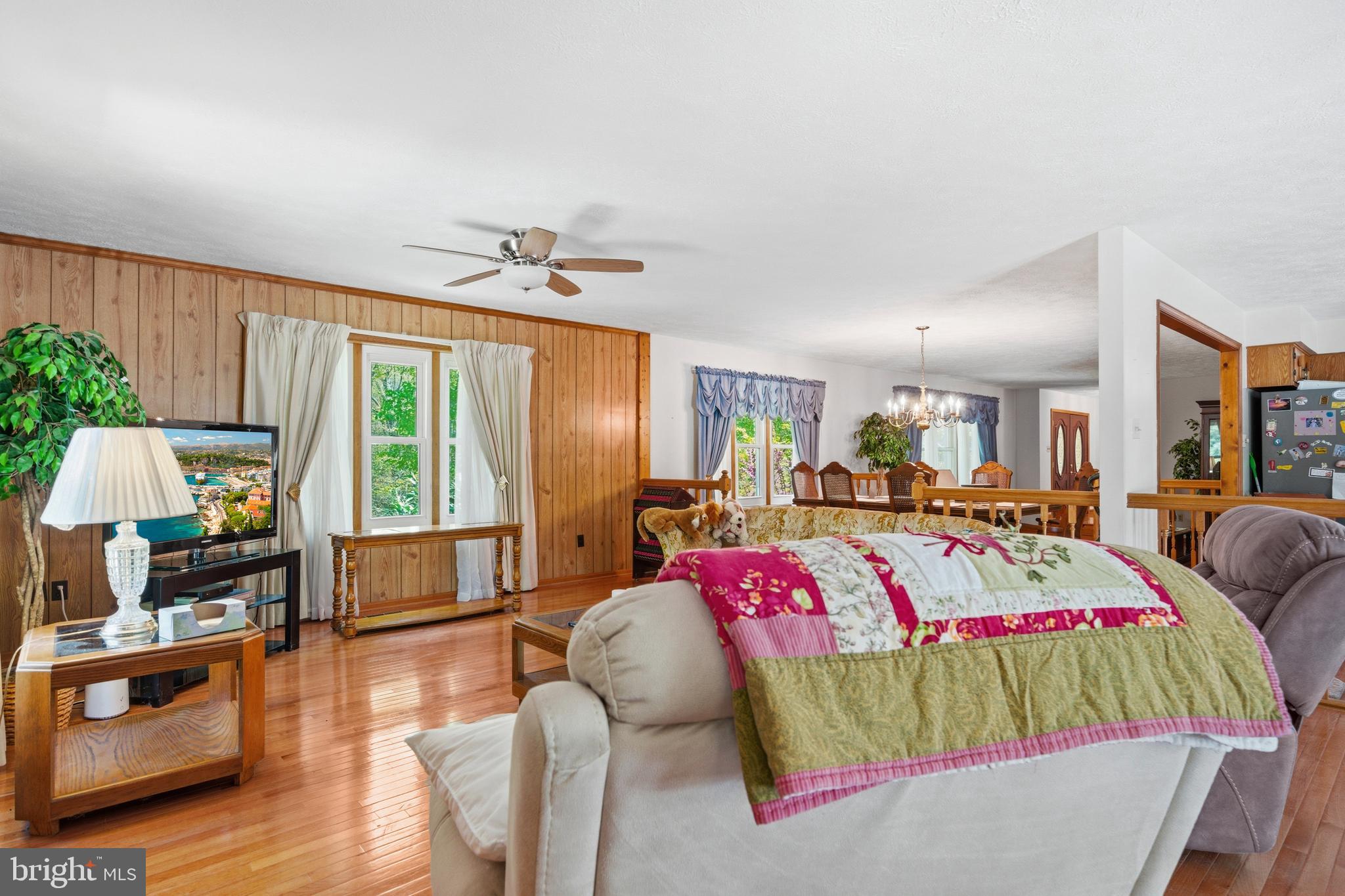 CAMELOT - Residential