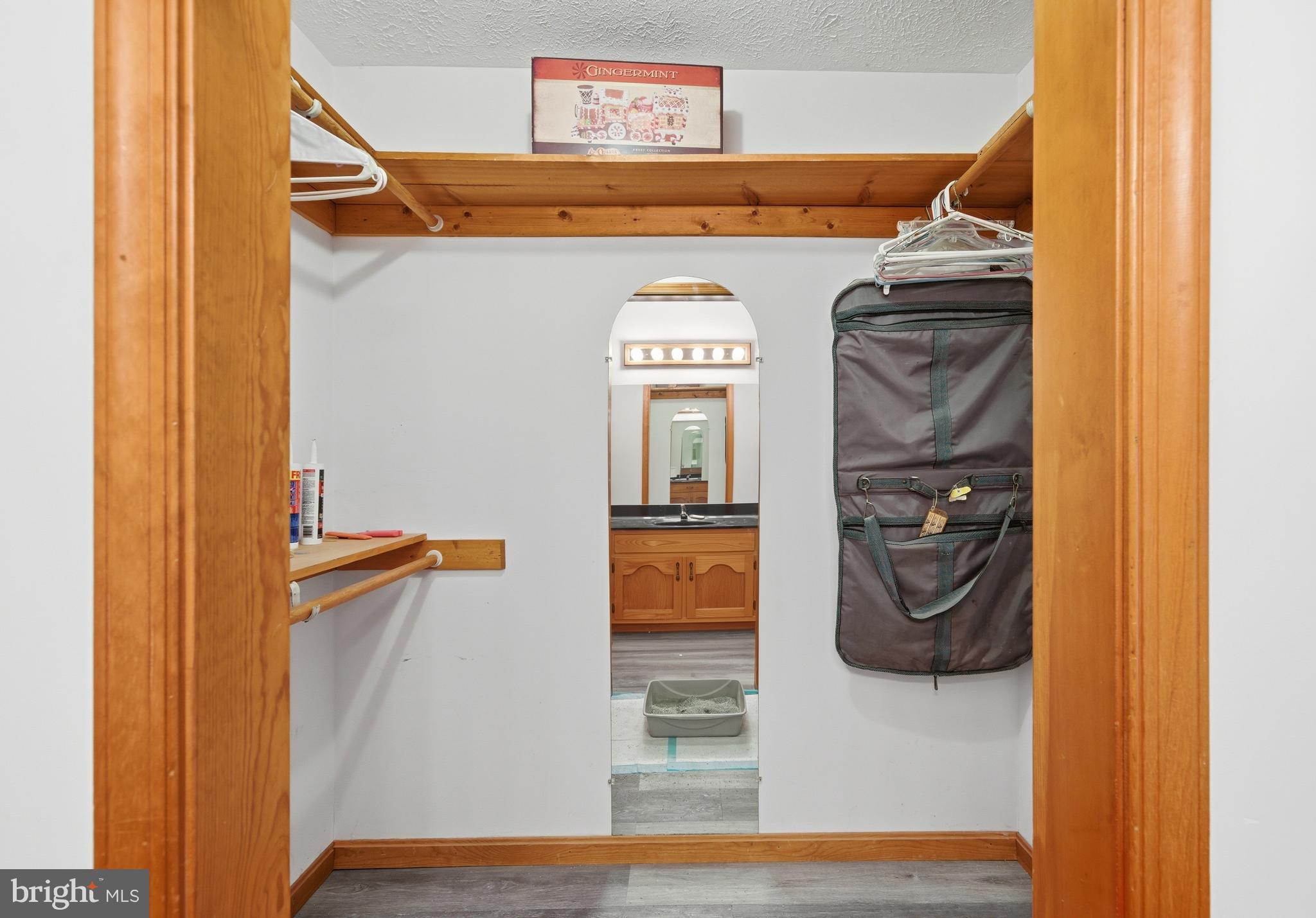 CAMELOT - Residential