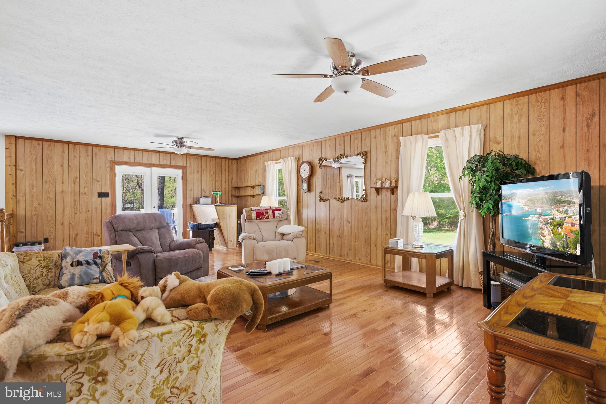 CAMELOT - Residential