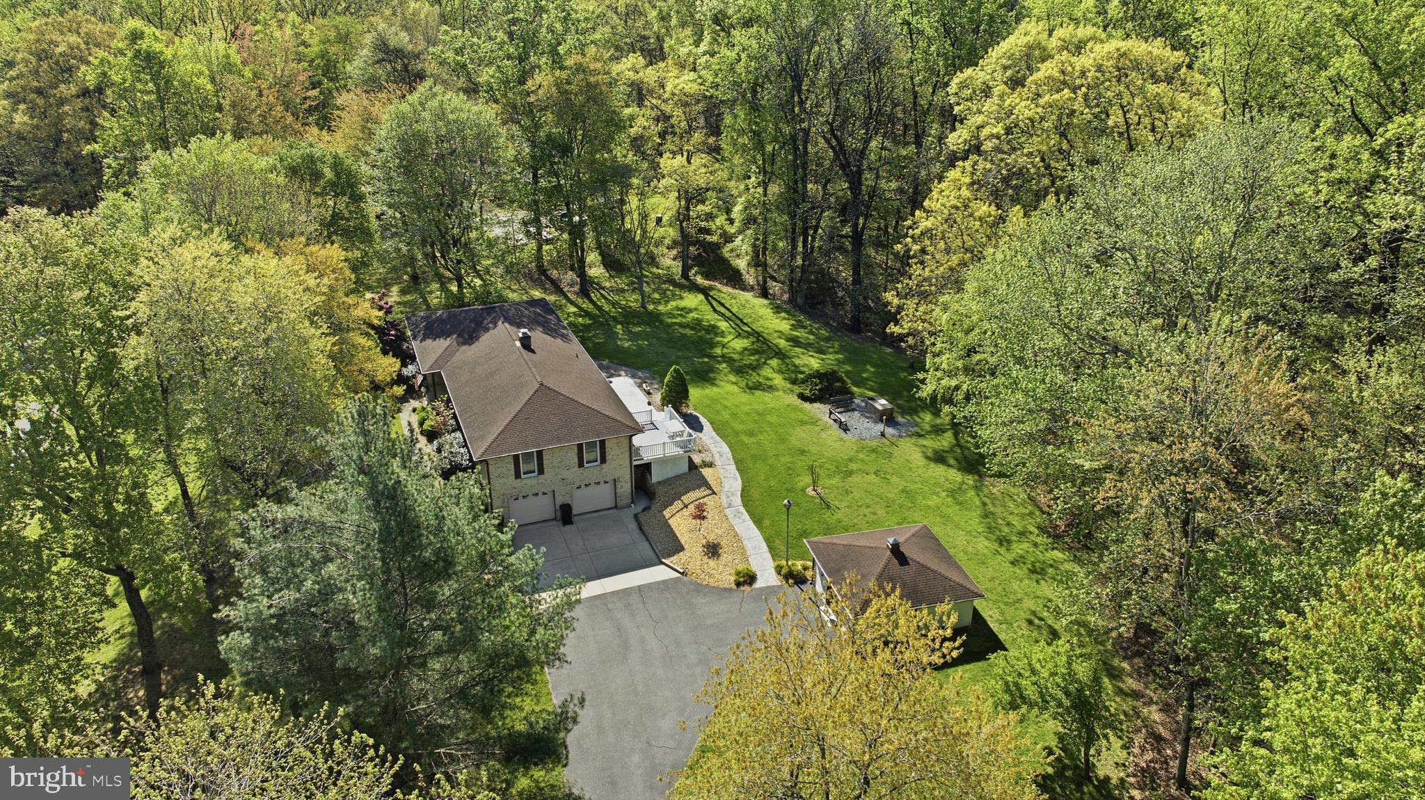 CAMELOT - Residential