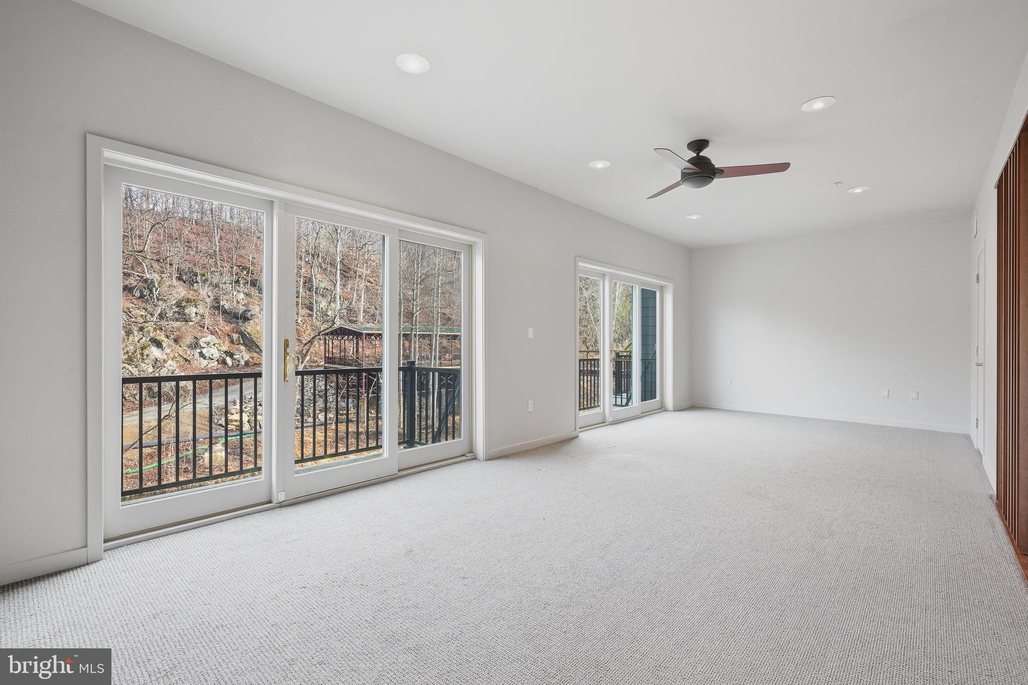 ROCKFORD PARK - Residential