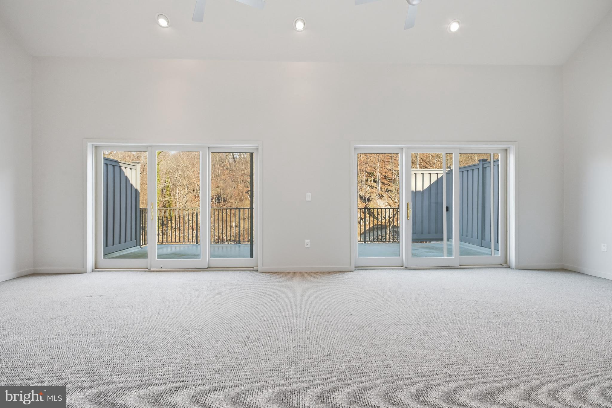 ROCKFORD PARK - Residential