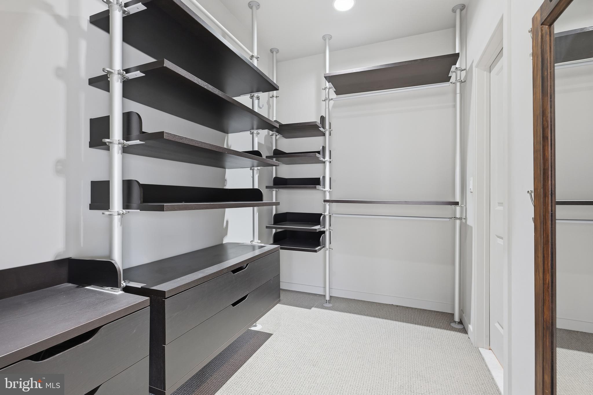 ROCKFORD PARK - Residential