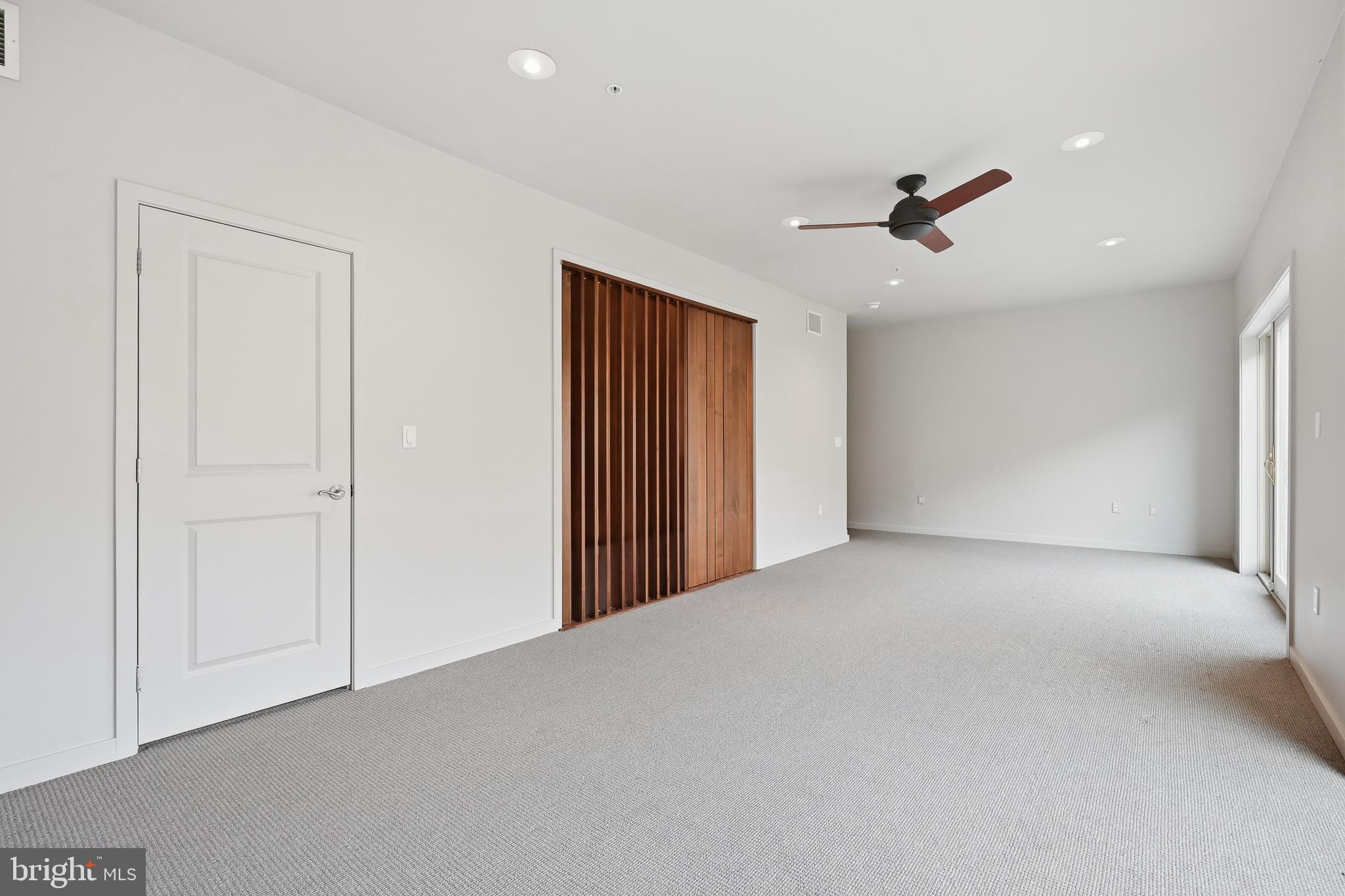 ROCKFORD PARK - Residential