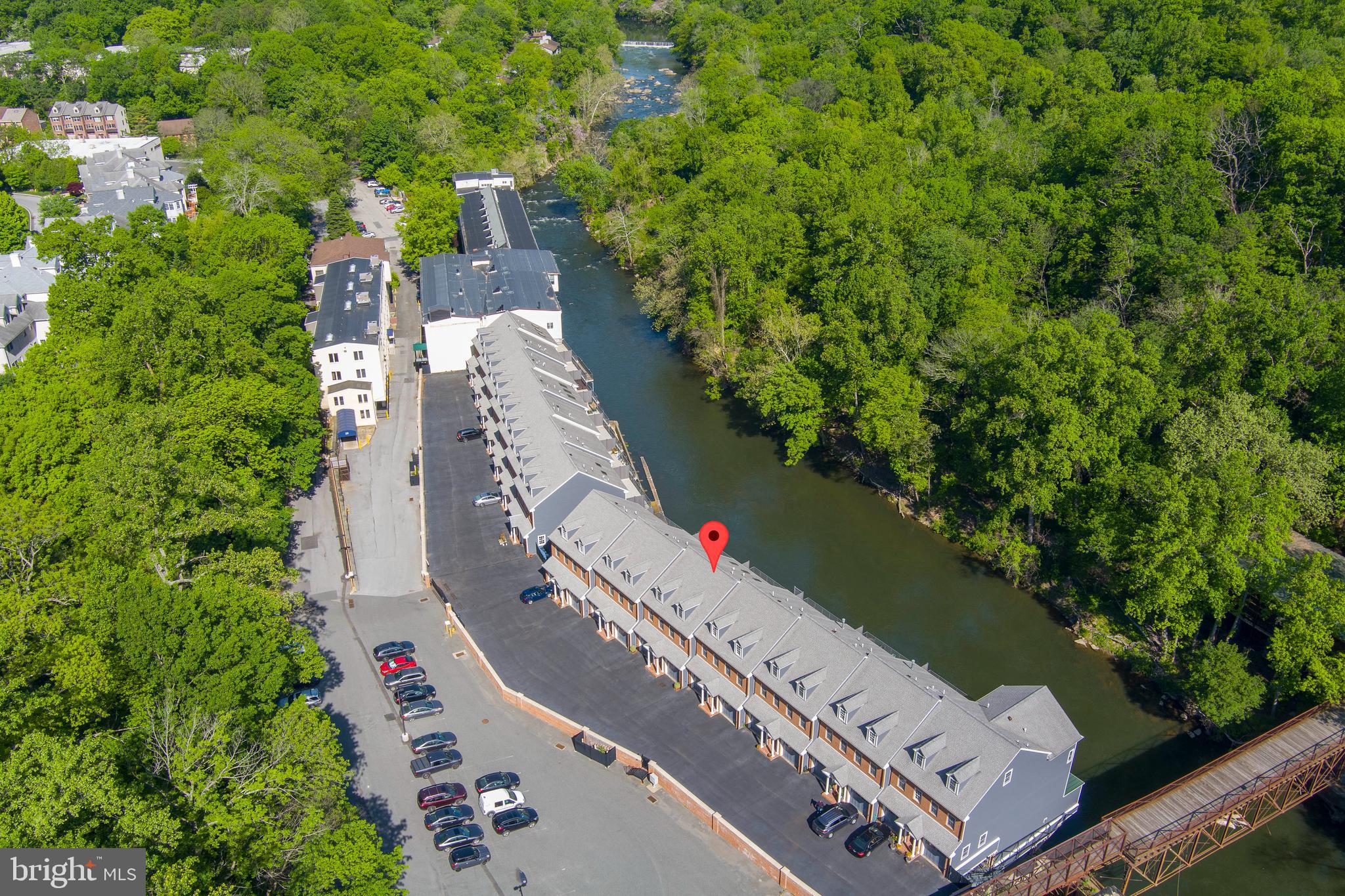 ROCKFORD PARK - Residential