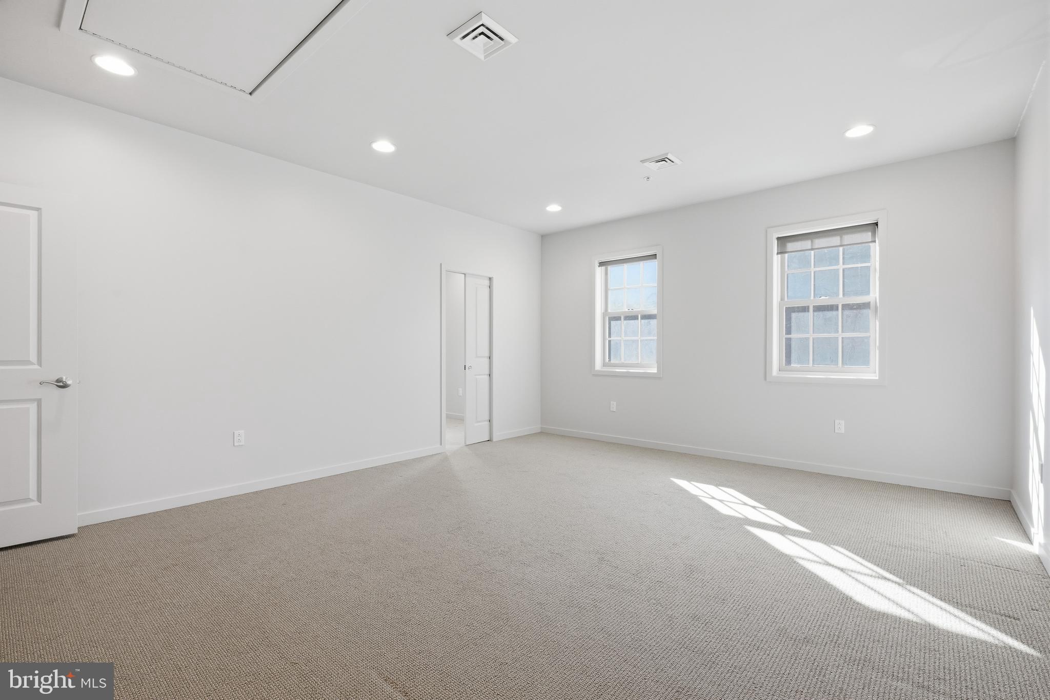 ROCKFORD PARK - Residential