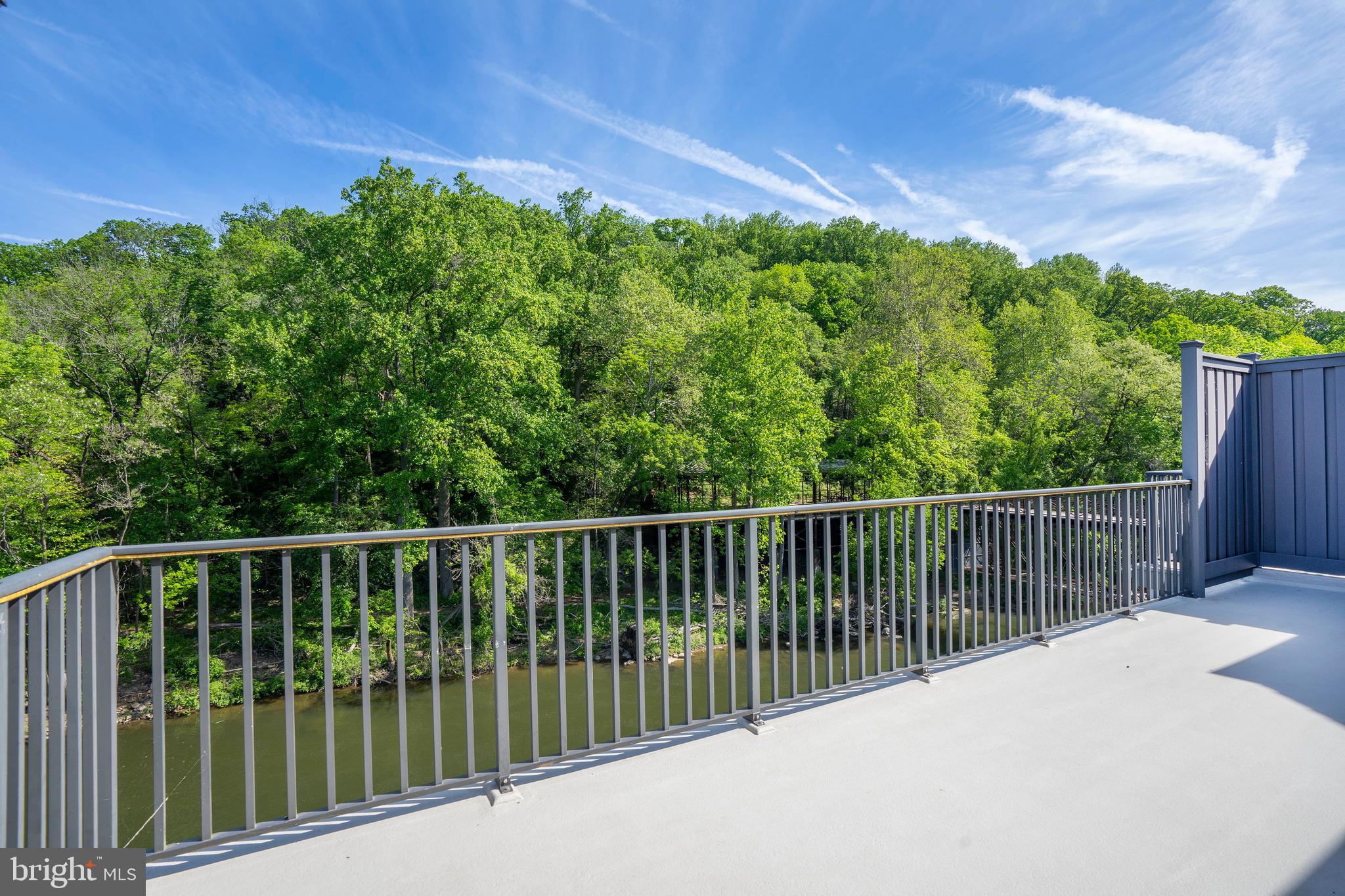 ROCKFORD PARK - Residential