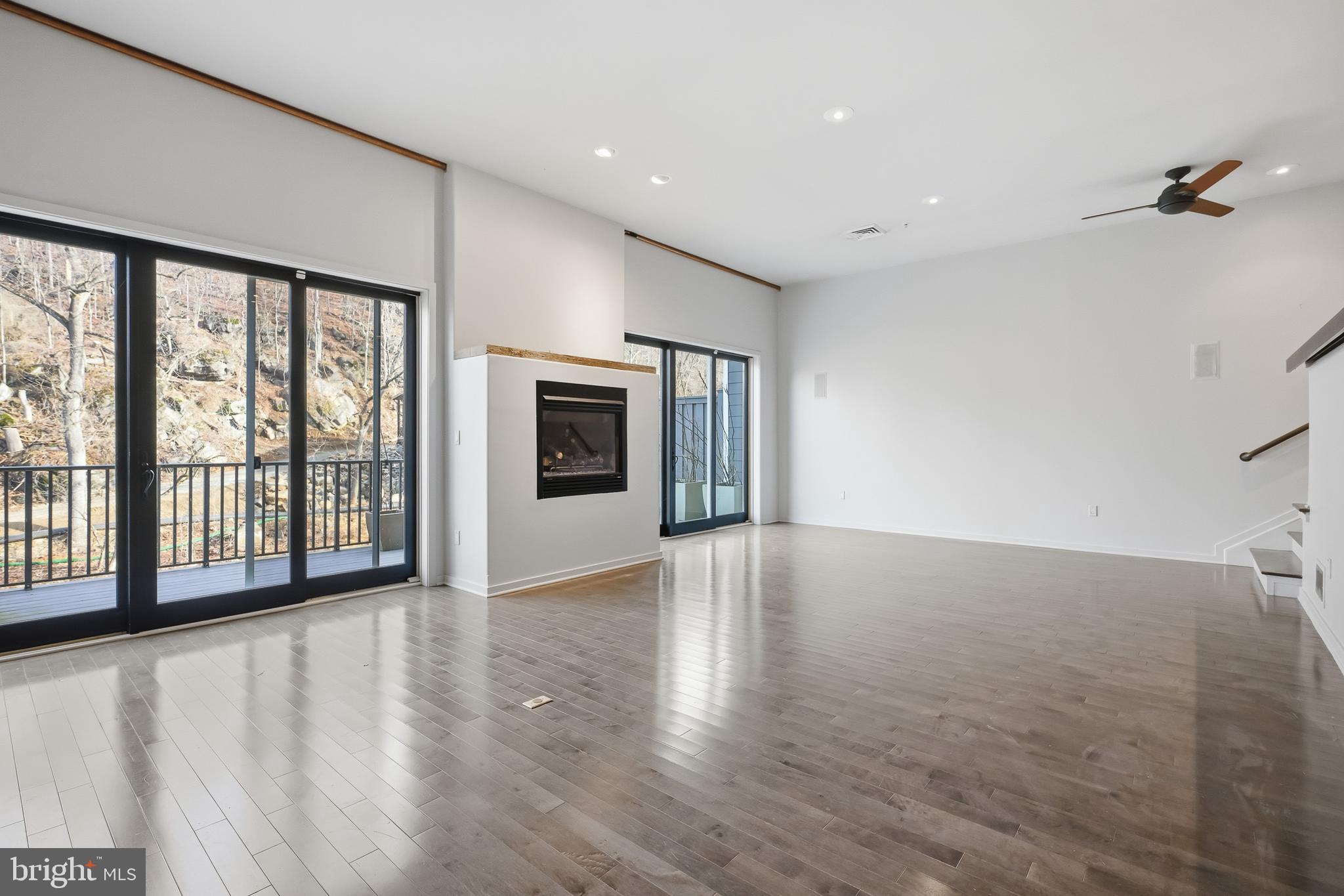 ROCKFORD PARK - Residential