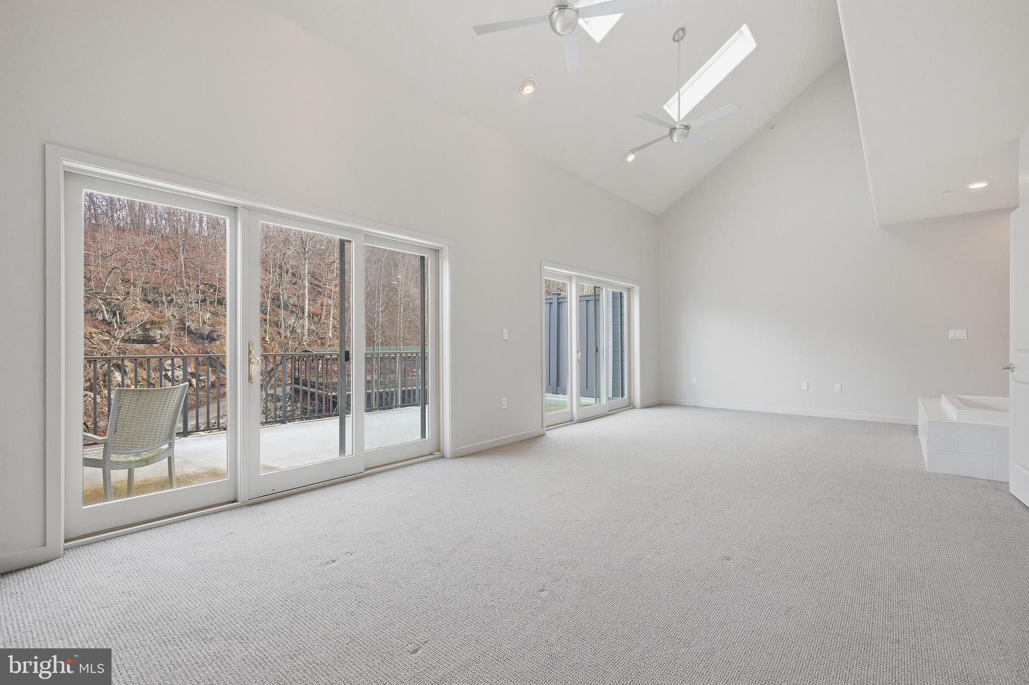 ROCKFORD PARK - Residential