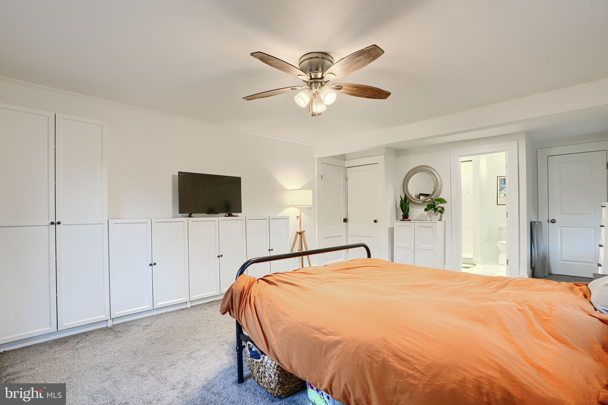 PIKESVILLE - Residential