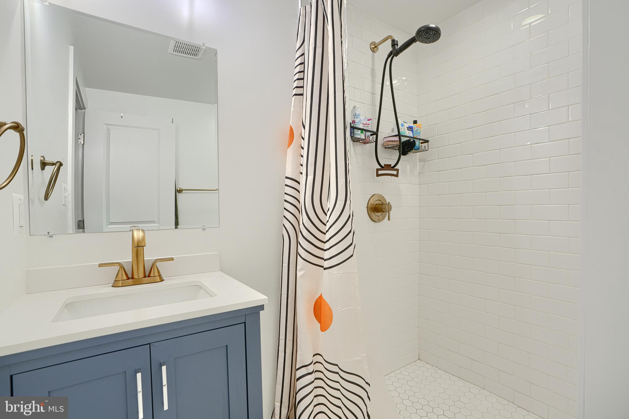 PIKESVILLE - Residential