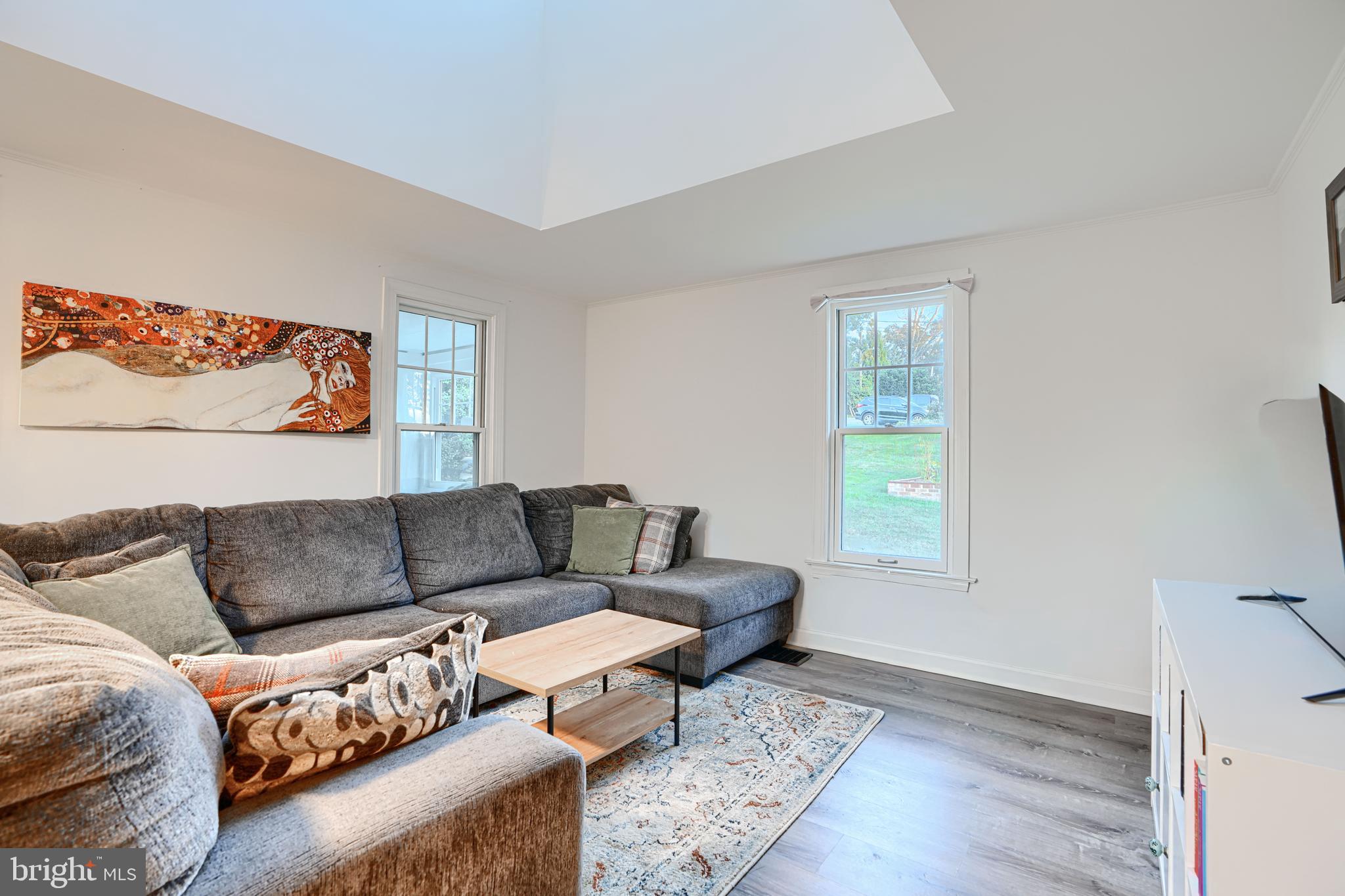 PIKESVILLE - Residential