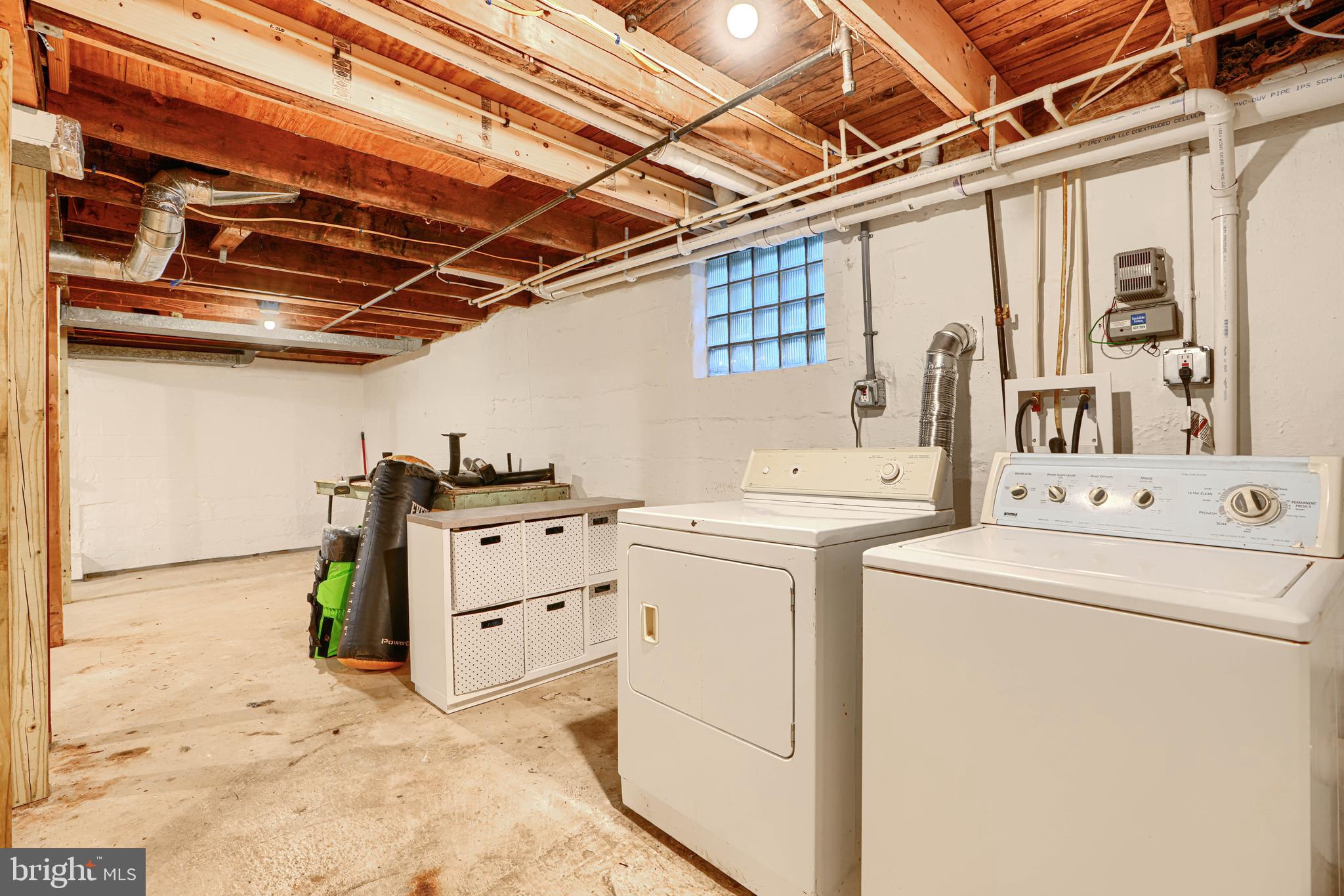 PIKESVILLE - Residential