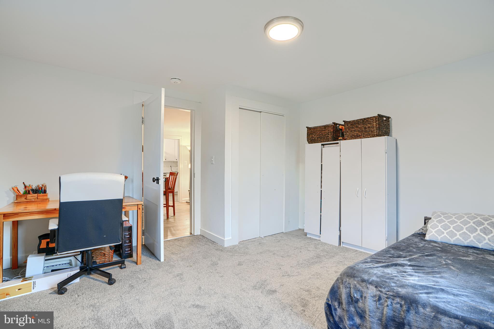 PIKESVILLE - Residential