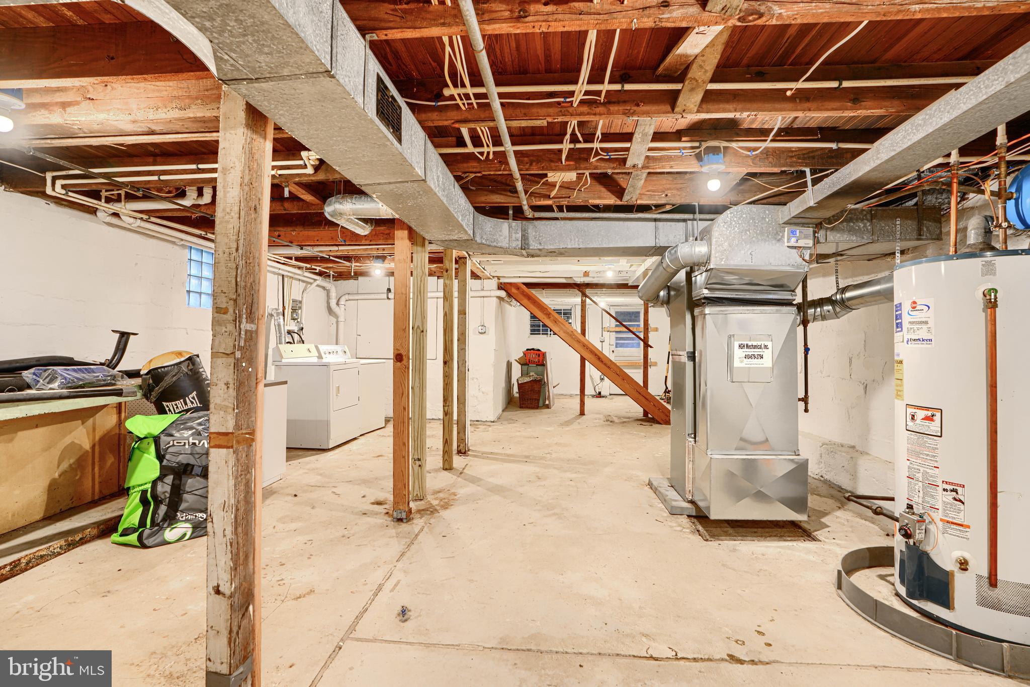 PIKESVILLE - Residential