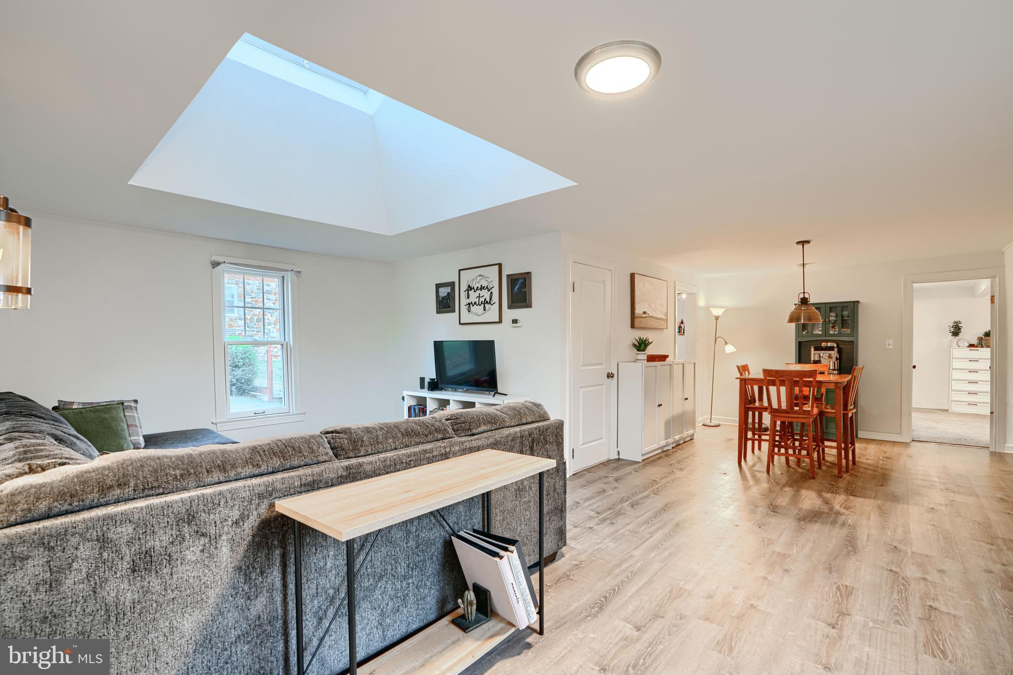 PIKESVILLE - Residential