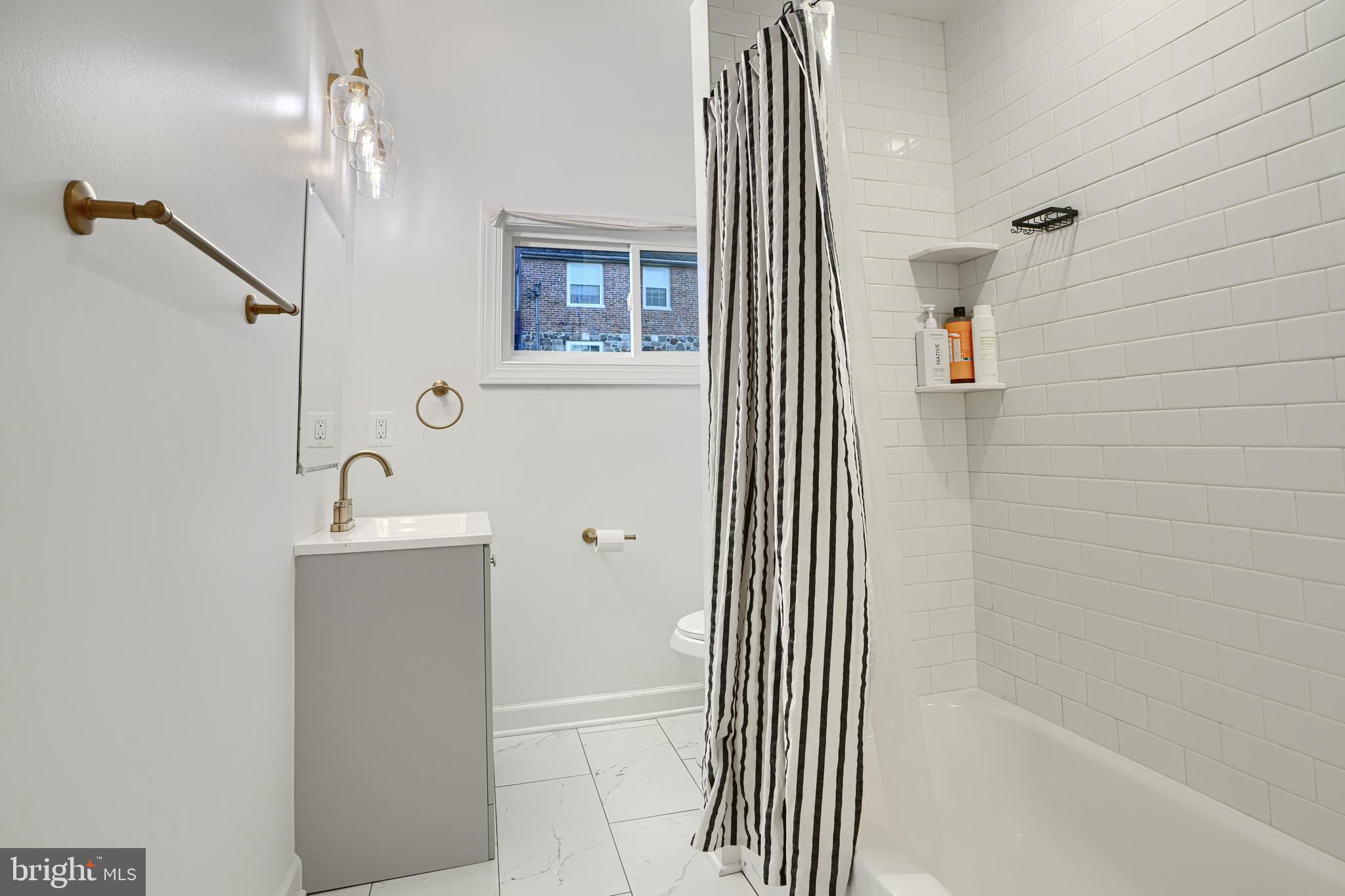 PIKESVILLE - Residential