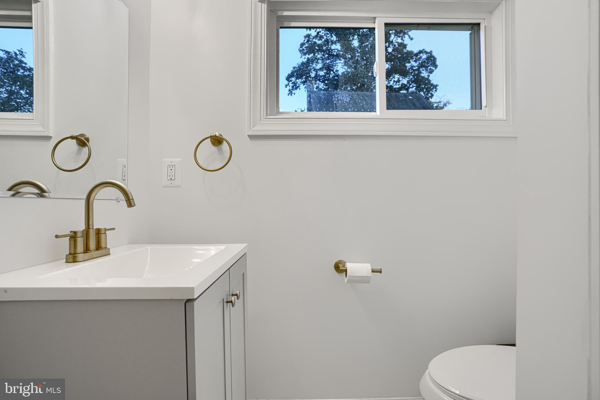 PIKESVILLE - Residential