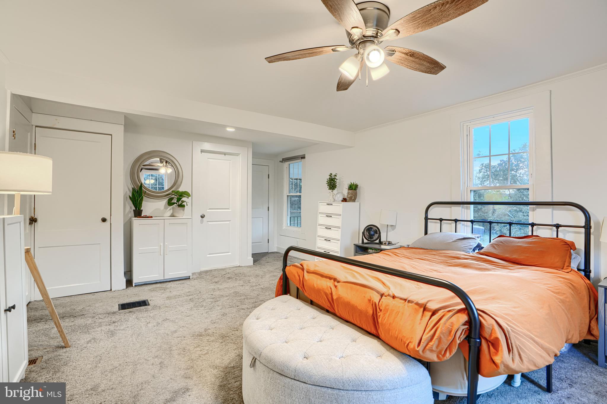 PIKESVILLE - Residential