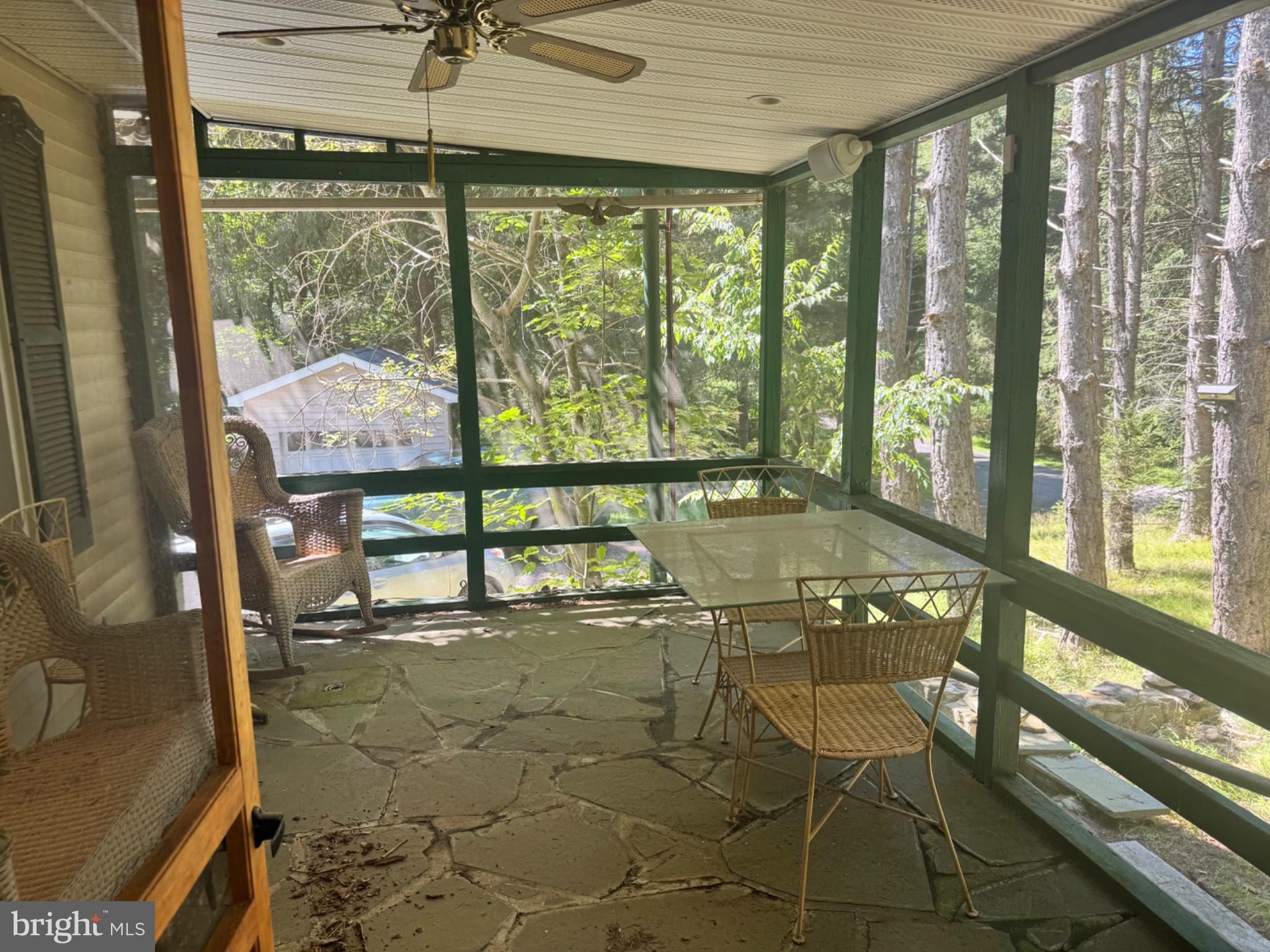 140 KONA LANE