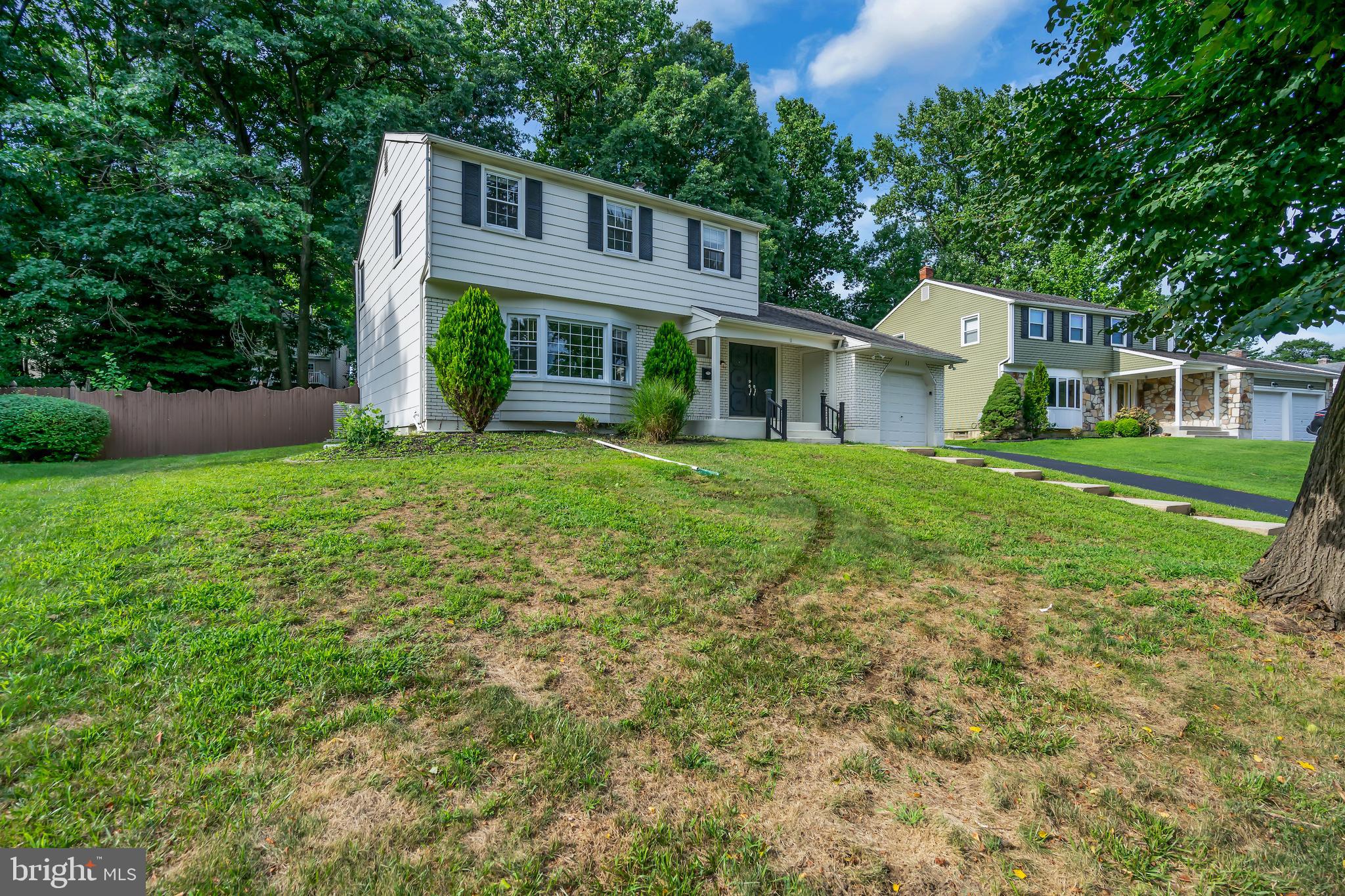 11 DARIEN DRIVE