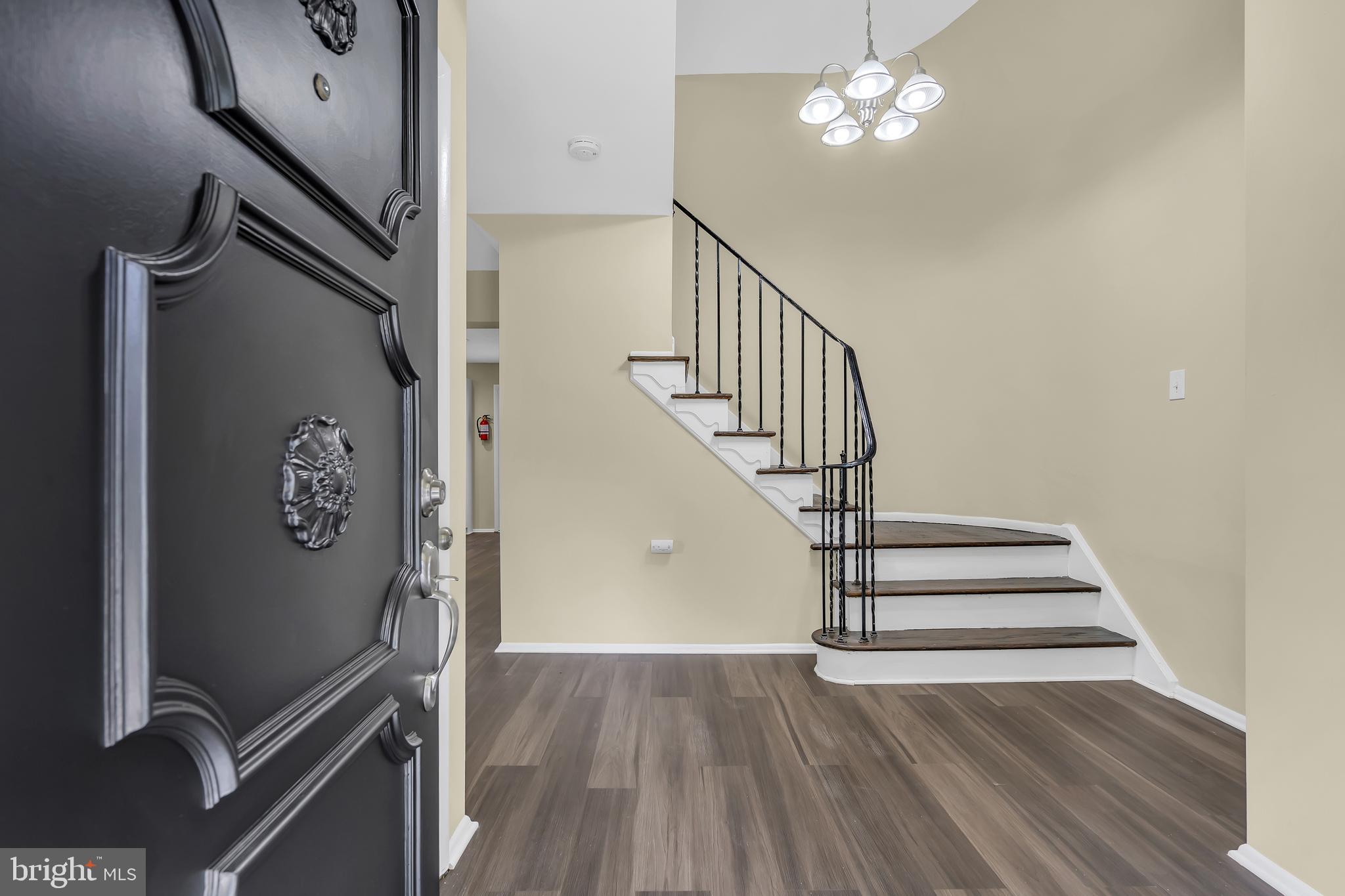 11 DARIEN DRIVE
