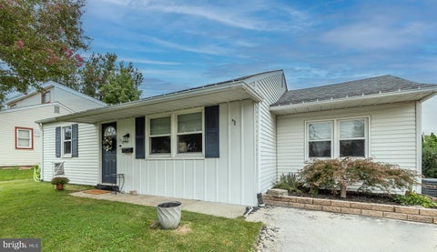 Photo of 110 Oak Avenue, BELLMAWR, NJ 08031 (MLS # NJCD2127982)