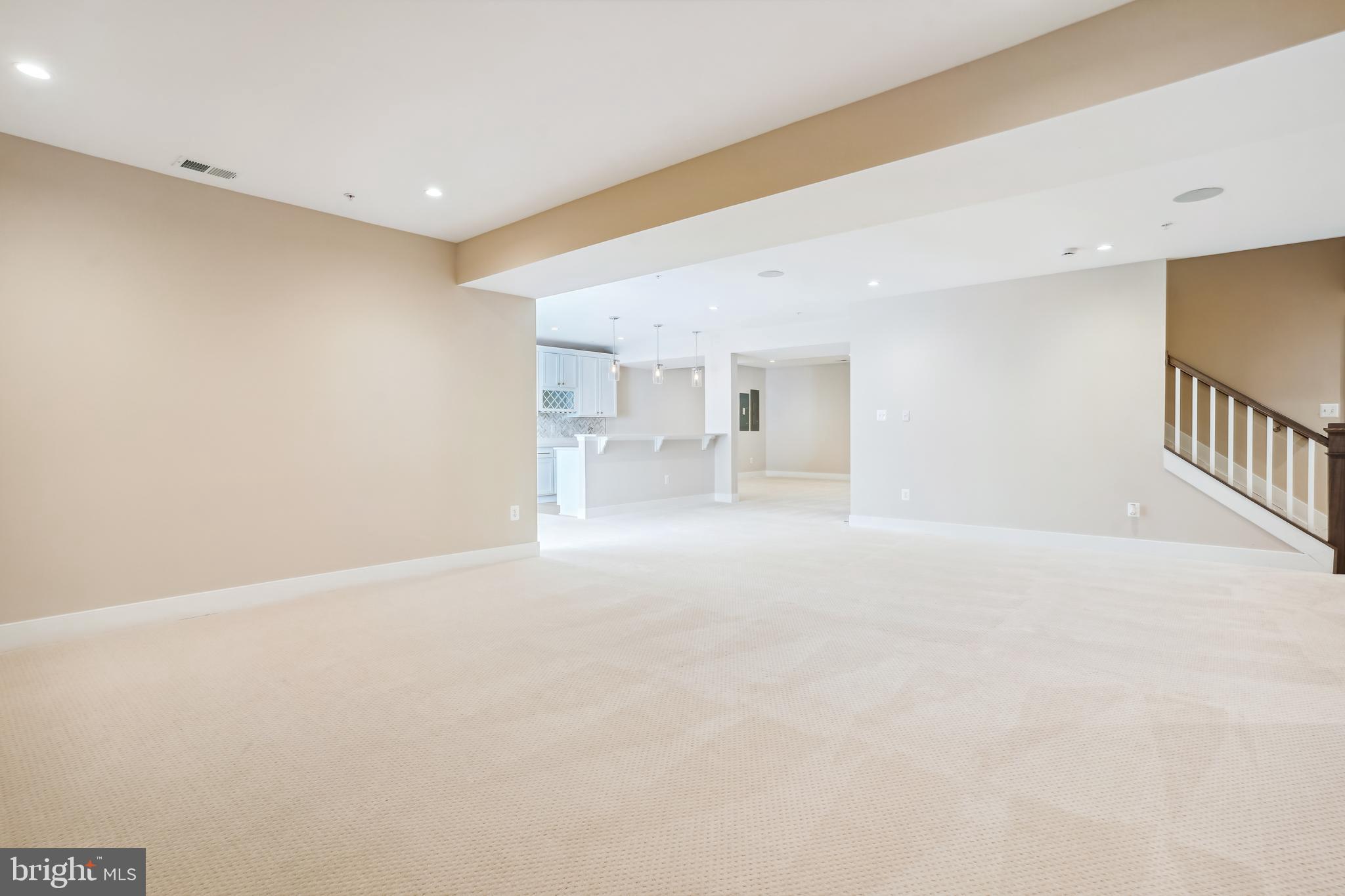 FAIRVIEW MANOR - Residential